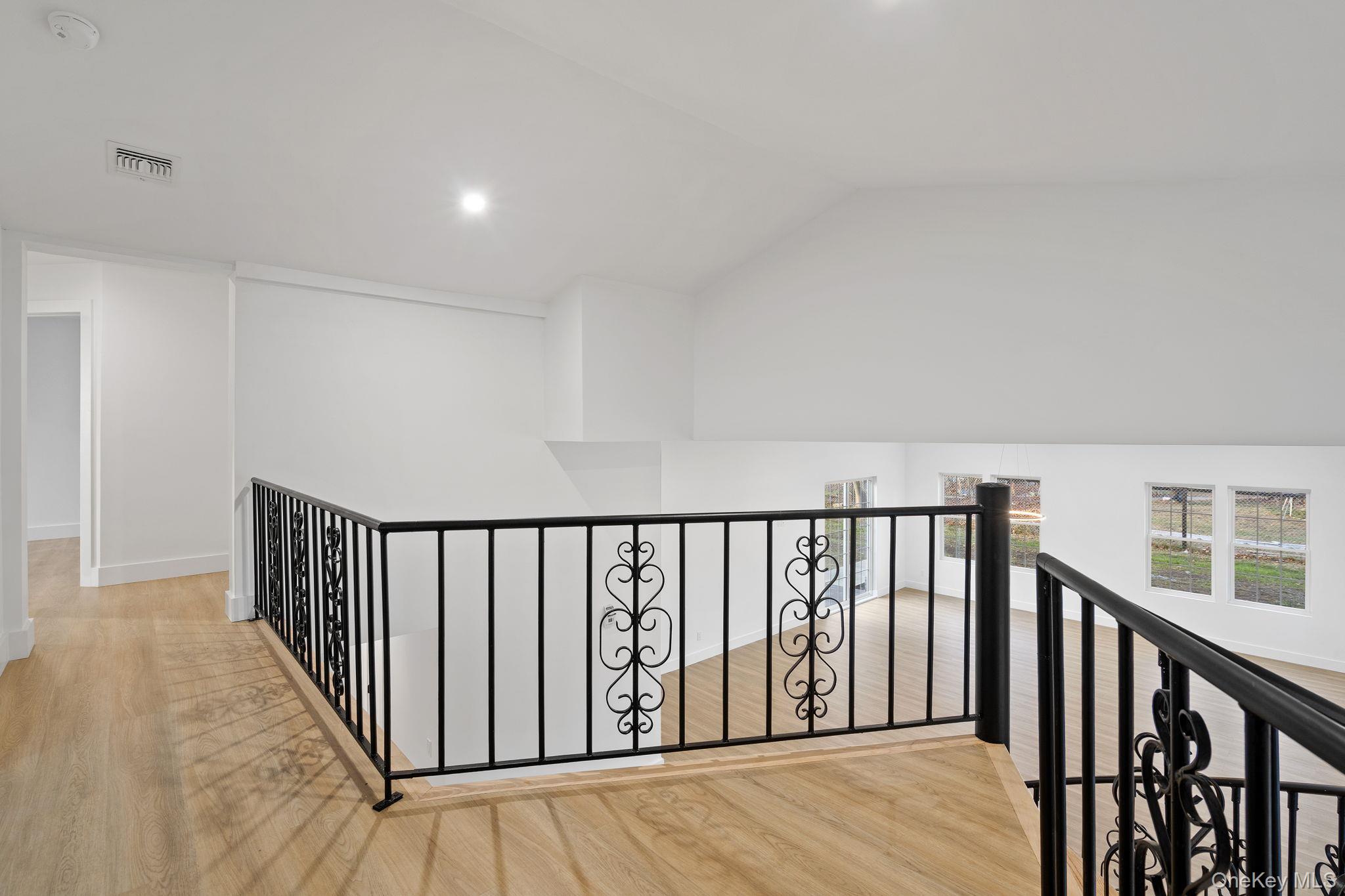 #16 photo, 39 Overland Drive, Wallkill , NY 12589