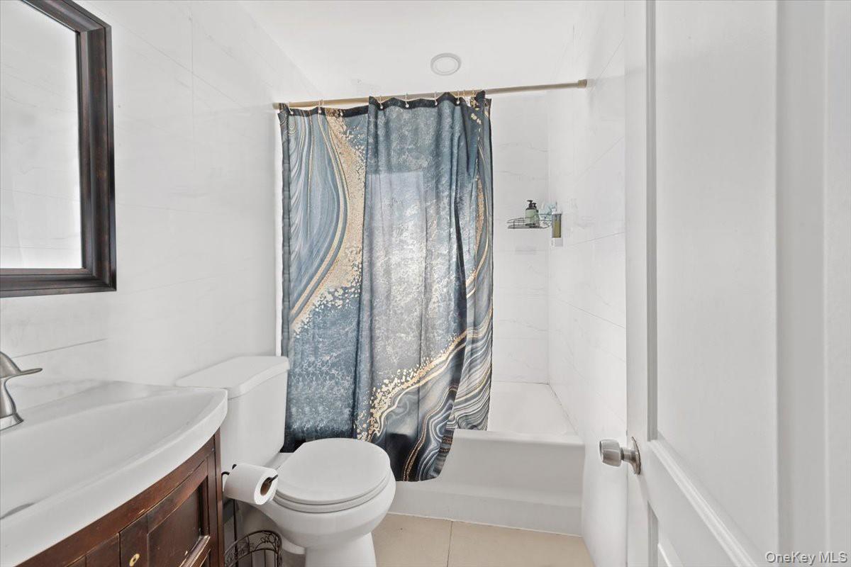 #19 photo, 120-44 192nd Street, Saint Albans , NY 11412