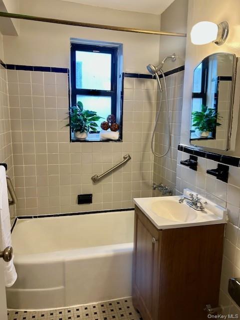 #10 photo, 465 E Lincoln Avenue, 뉴욕주 Mount Vernon , NY 10552