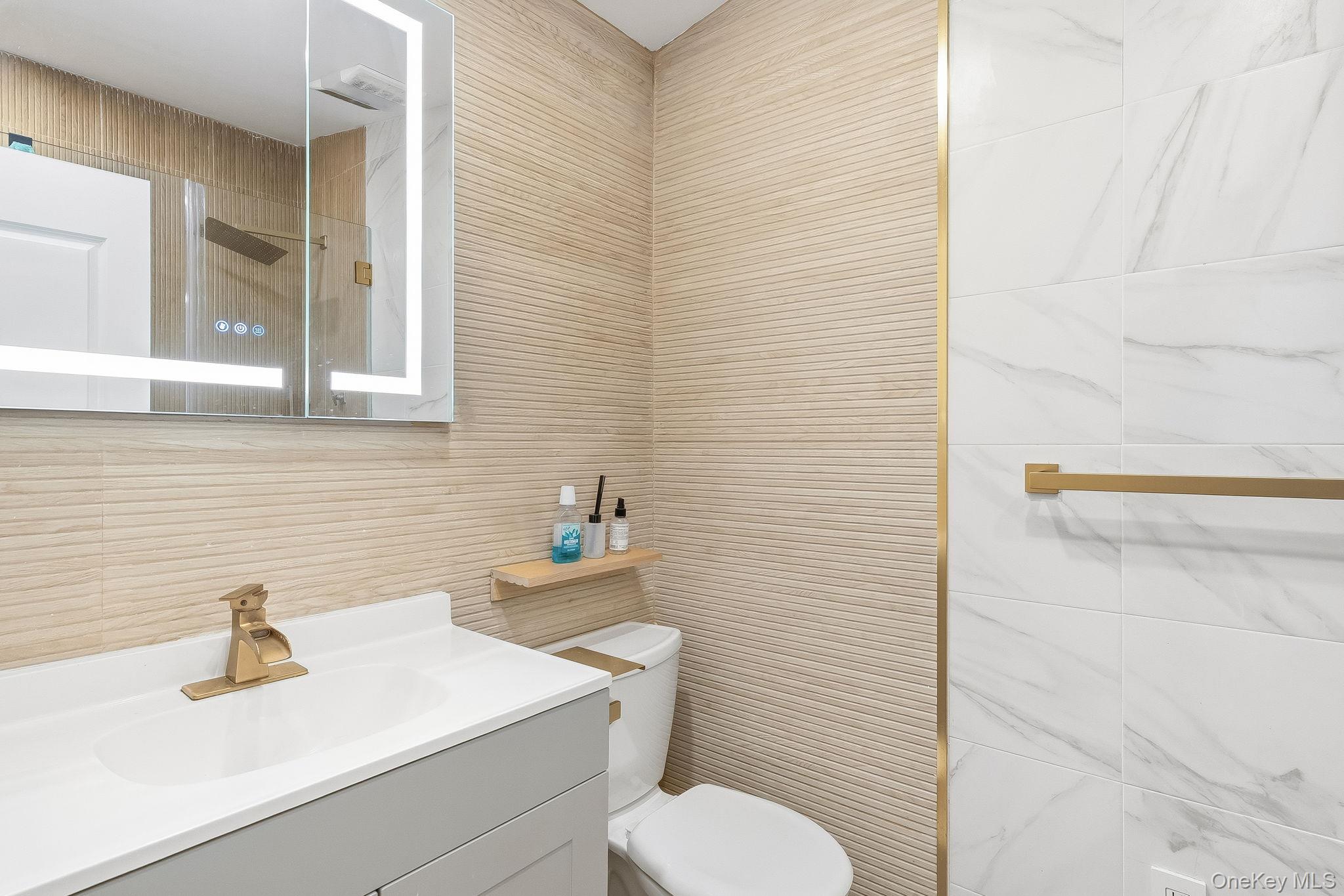 #19 photo, 11 Oakley Road, White Plains , NY 10606