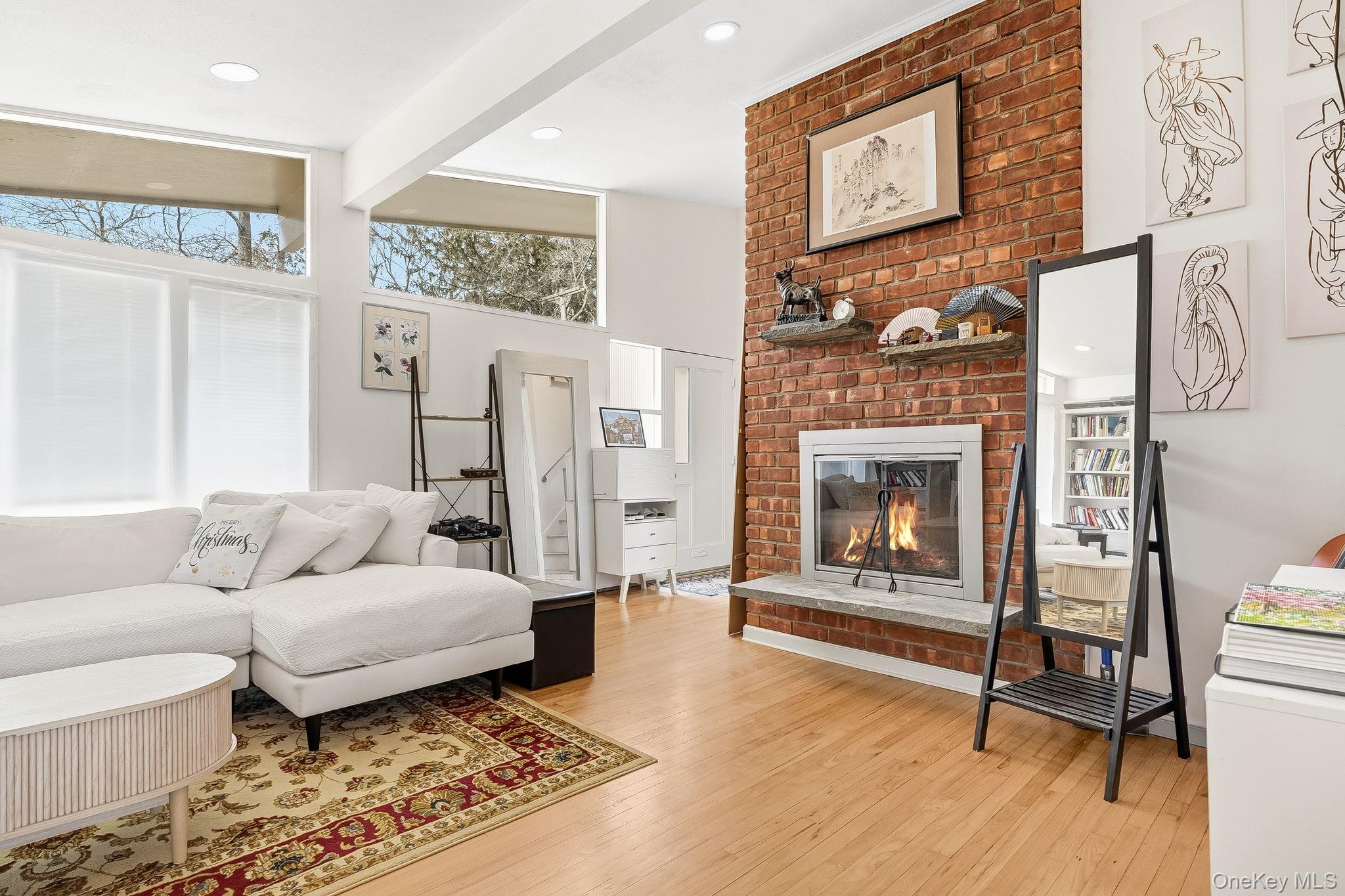 #4 photo, 11 Oakley Road, White Plains , NY 10606