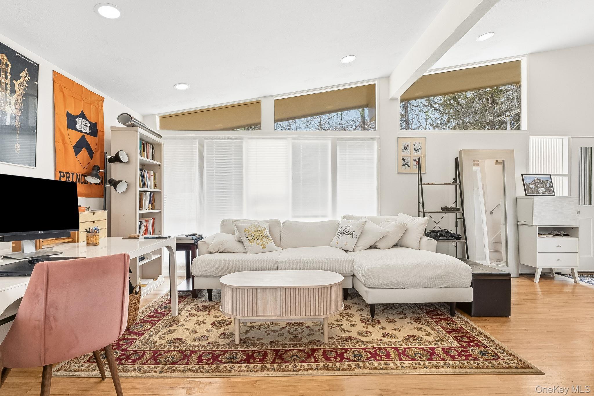 #6 photo, 11 Oakley Road, White Plains , NY 10606