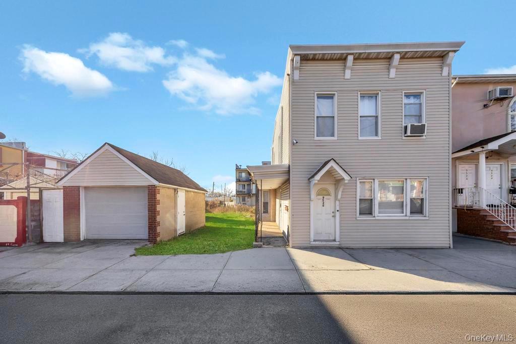 #1 photo, 95-26 86th St, कुईंस Ozone Park , NY 11416