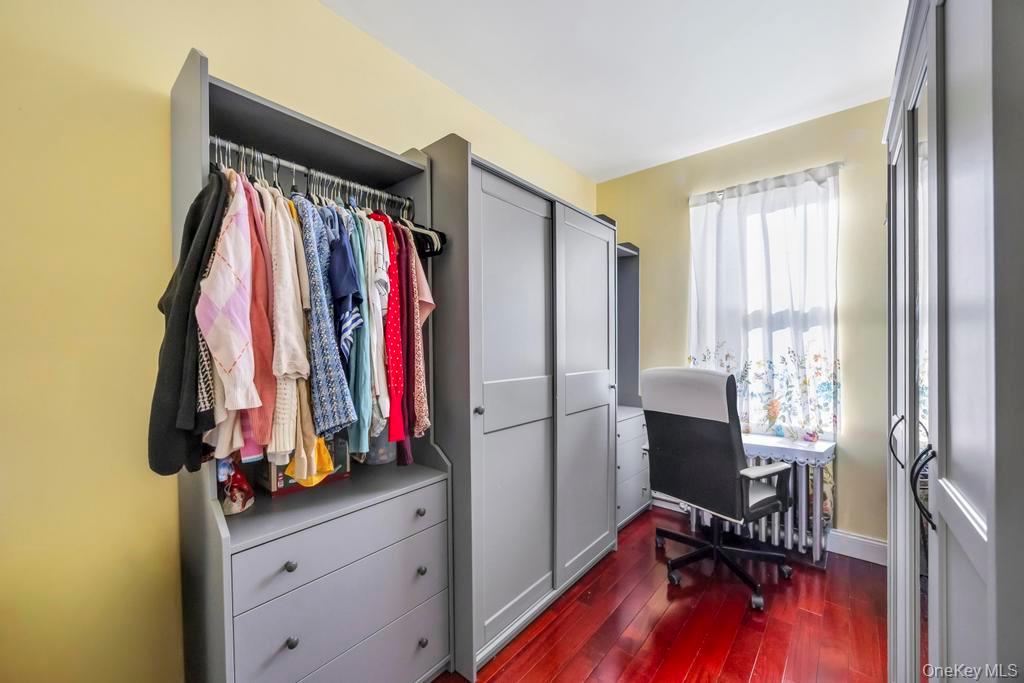 #17 photo, 95-26 86th St, कुईंस Ozone Park , NY 11416