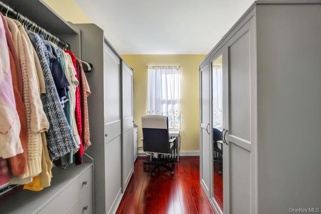 #18 photo, 95-26 86th St, कुईंस Ozone Park , NY 11416