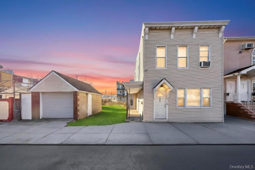 #2 photo, 95-26 86th St, कुईंस Ozone Park , NY 11416