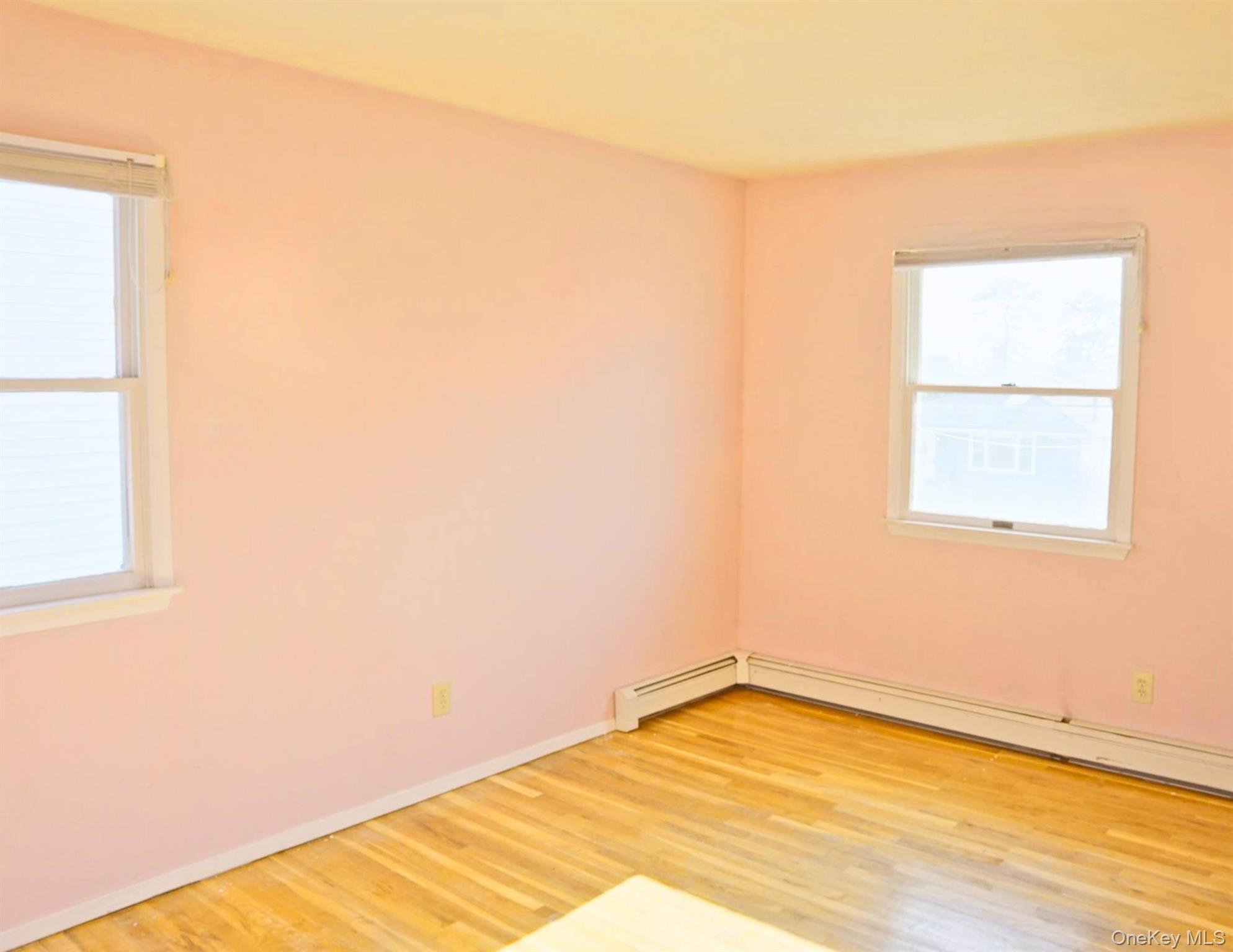 #14 photo, 106 Harrison Avenue, नासाउ काउंटी Bethpage , NY 11714