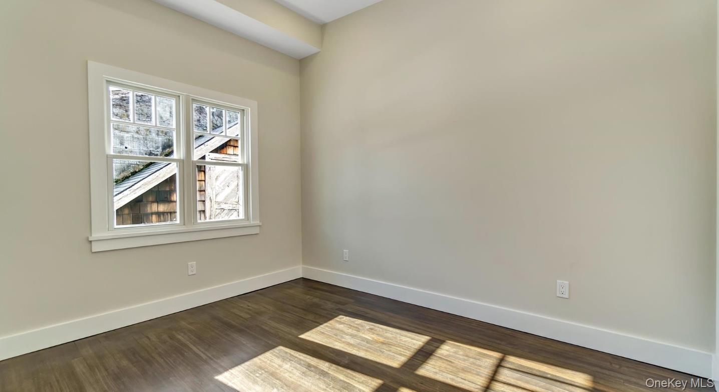 #13 photo, 67A Maple Avenue, Sea Cliff , NY 11579