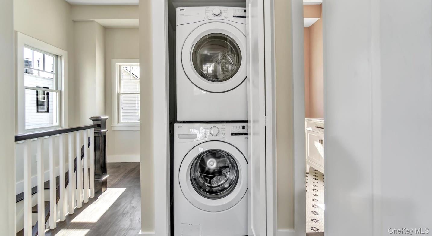 #17 photo, 67A Maple Avenue, Sea Cliff , NY 11579