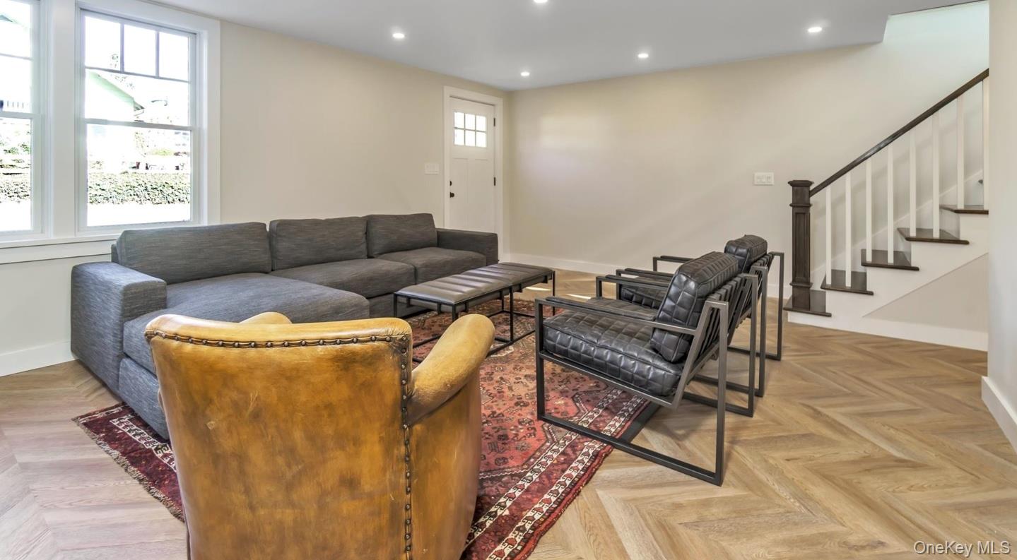 #2 photo, 67A Maple Avenue, Sea Cliff , NY 11579