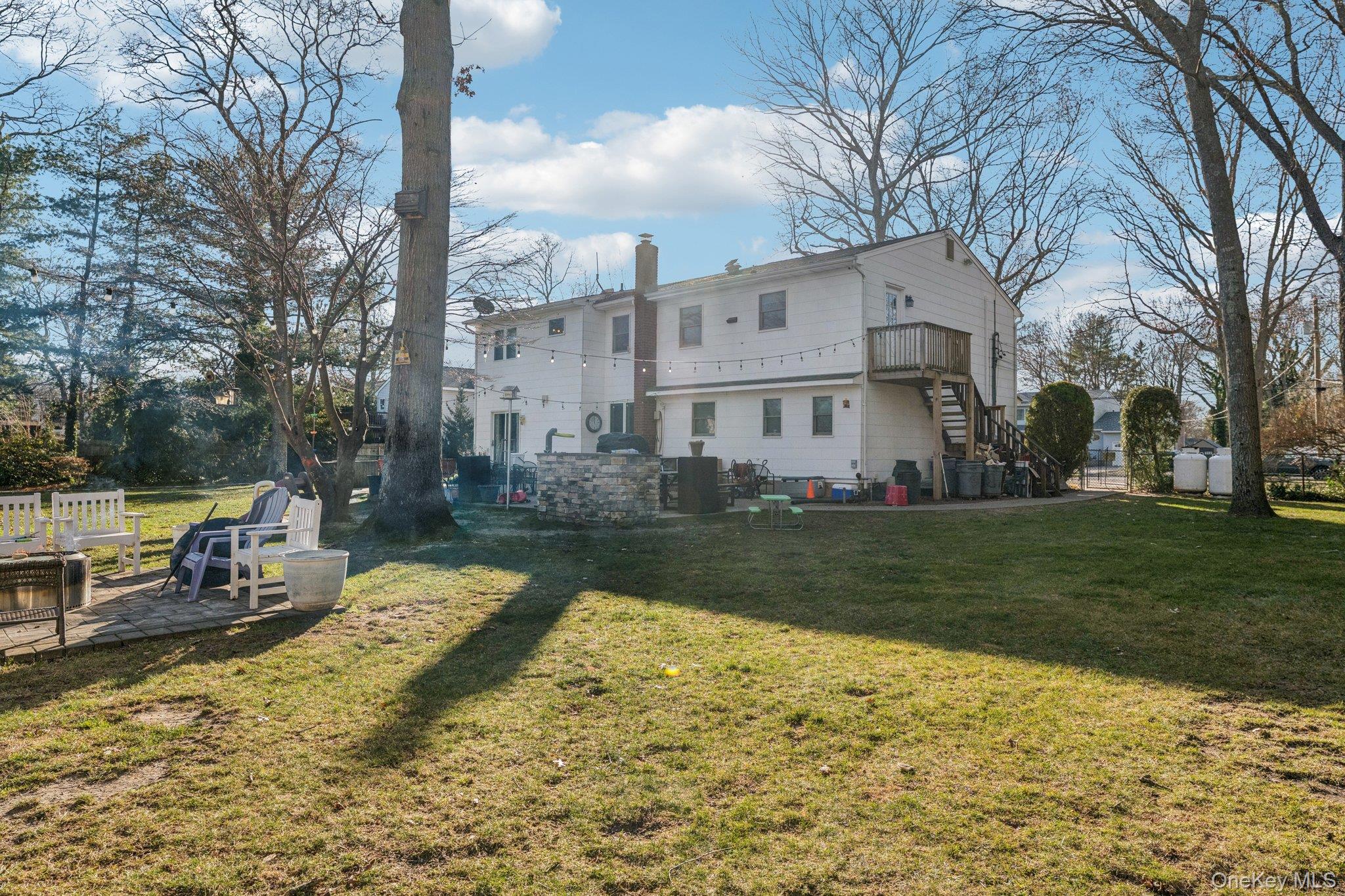 #13 photo, 98 Auborn Avenue, Shirley , NY 11967