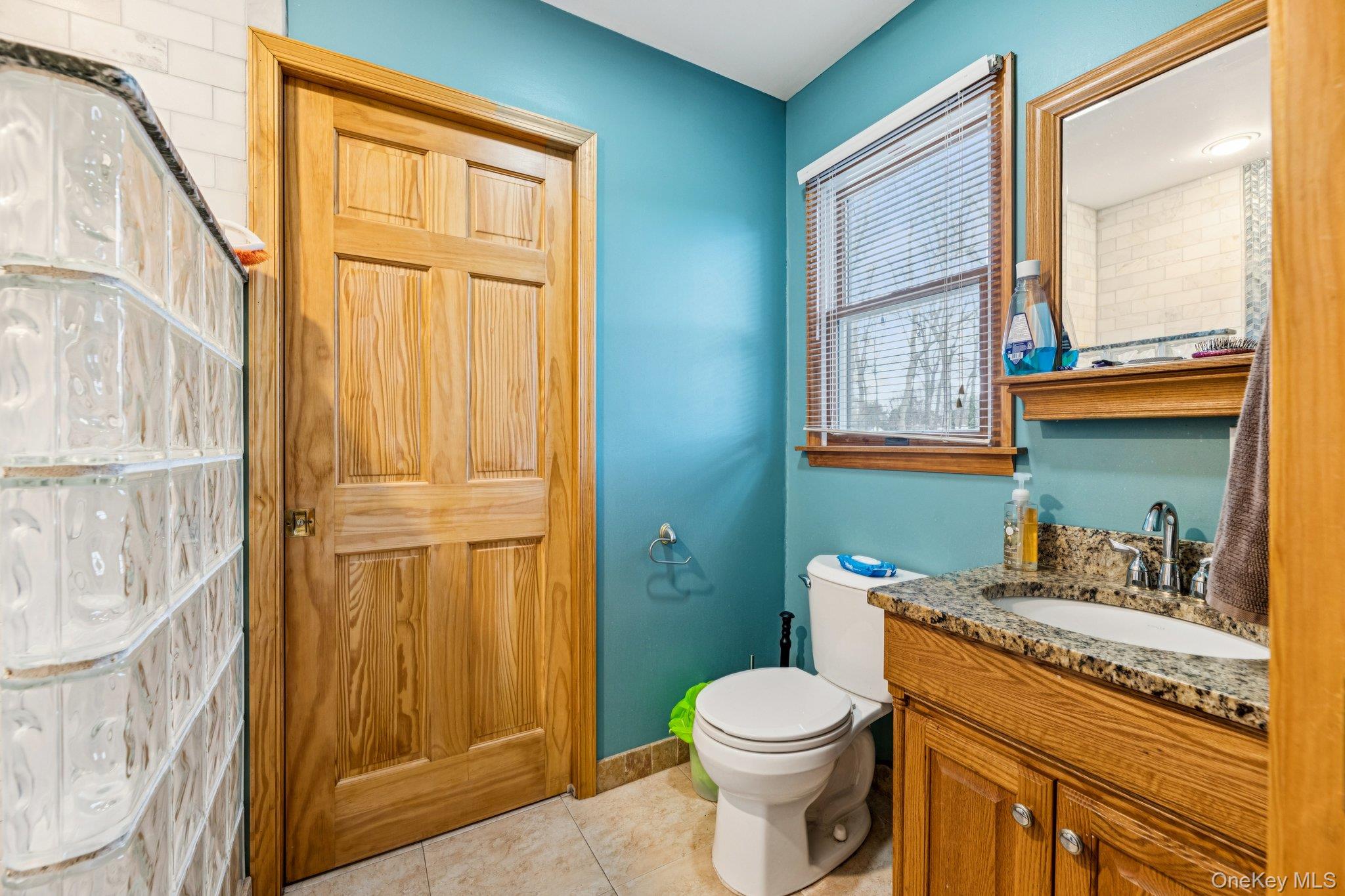 #18 photo, 98 Auborn Avenue, Shirley , NY 11967