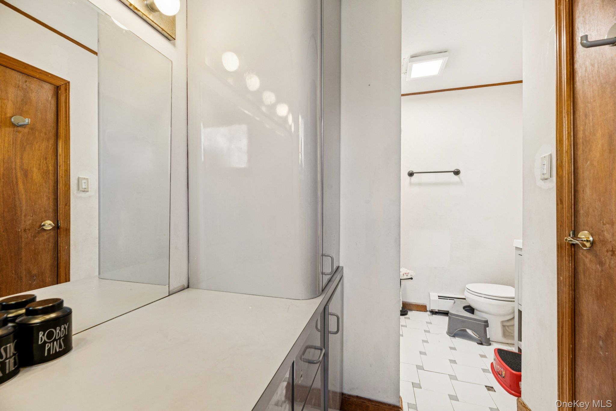 #19 photo, 98 Auborn Avenue, Shirley , NY 11967