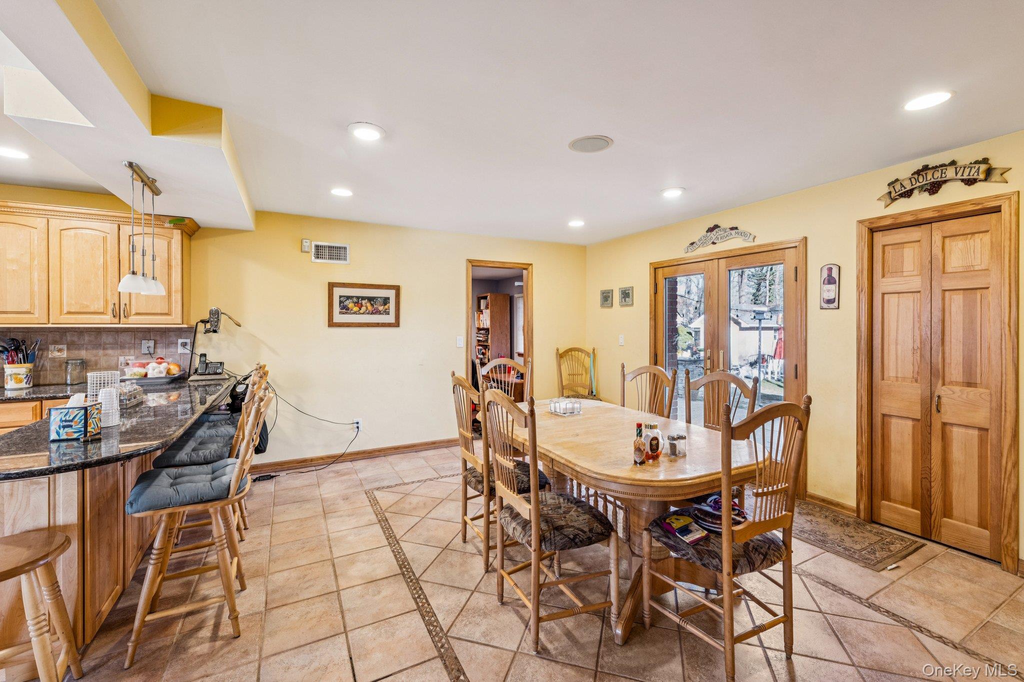 #9 photo, 98 Auborn Avenue, Shirley , NY 11967