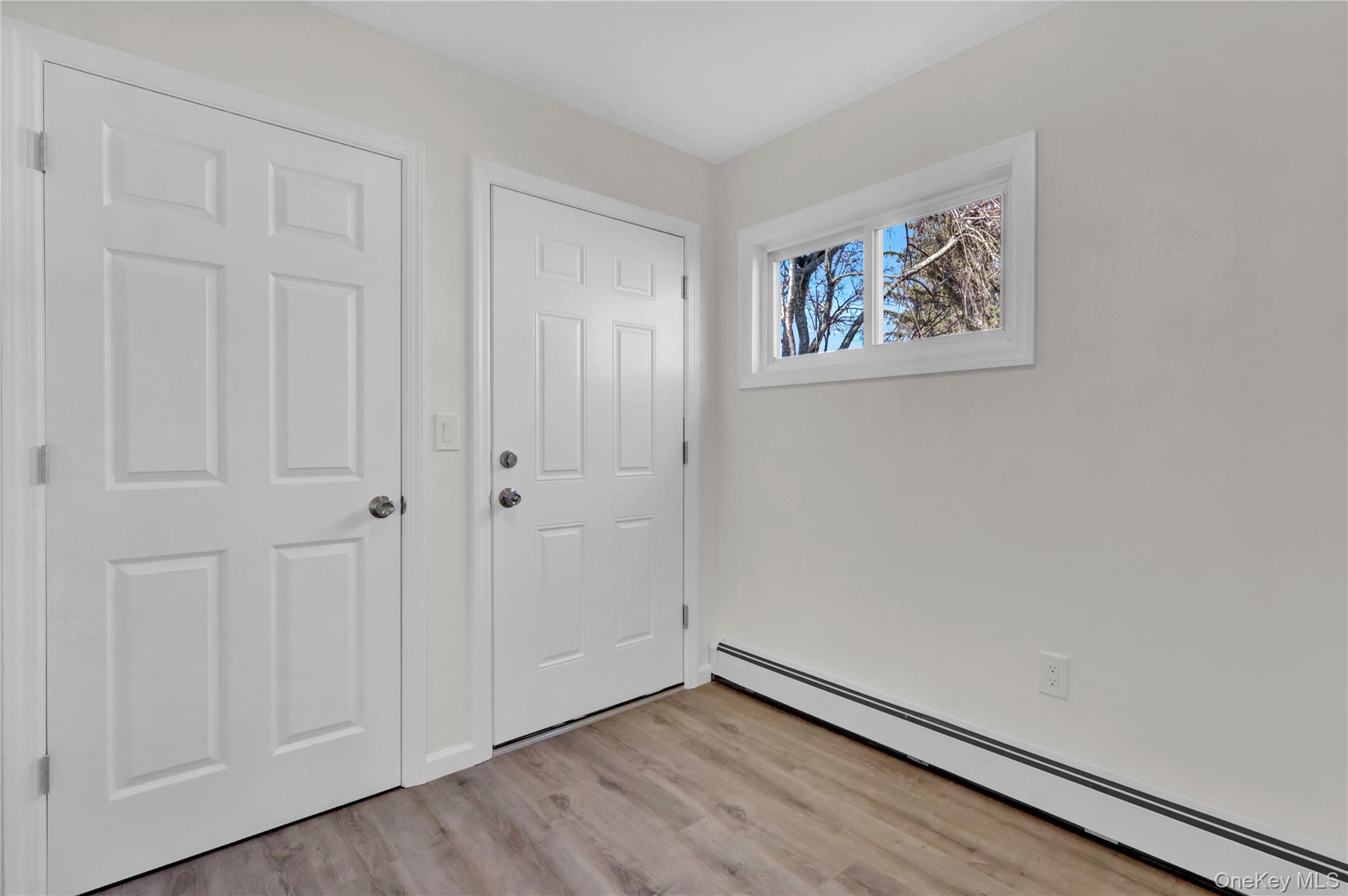 #14 photo, 21 Piper Lane, Levittown , NY 11756