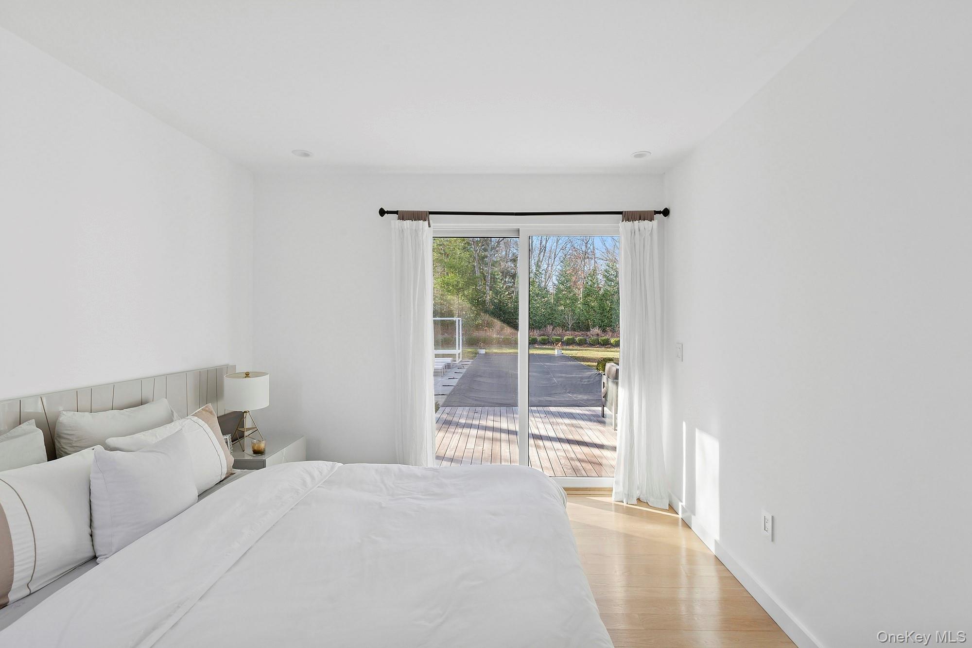 #12 photo, 33 Oyster Pond Lane, East Hampton , NY 11937