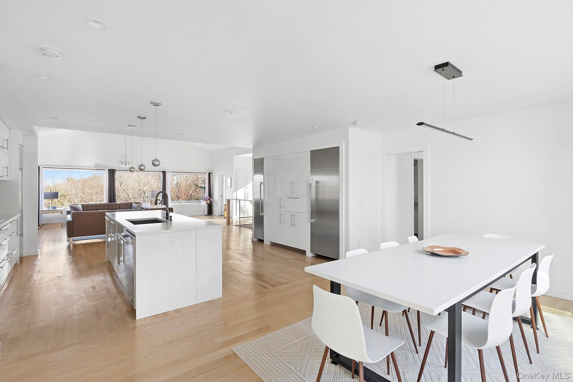 #7 photo, 33 Oyster Pond Lane, East Hampton , NY 11937