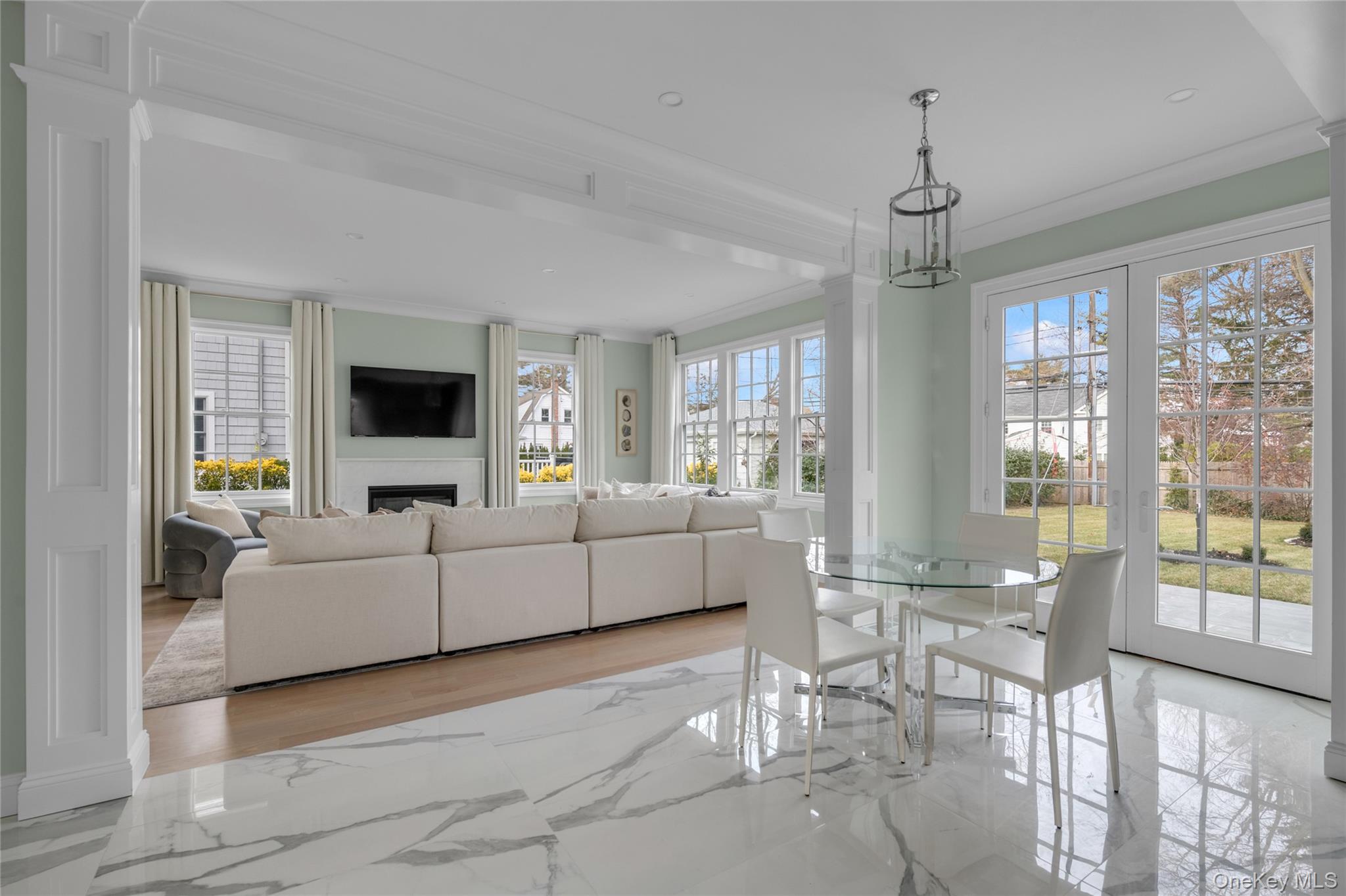 #16 photo, 88 Plandome Court, Manhasset , NY 11030