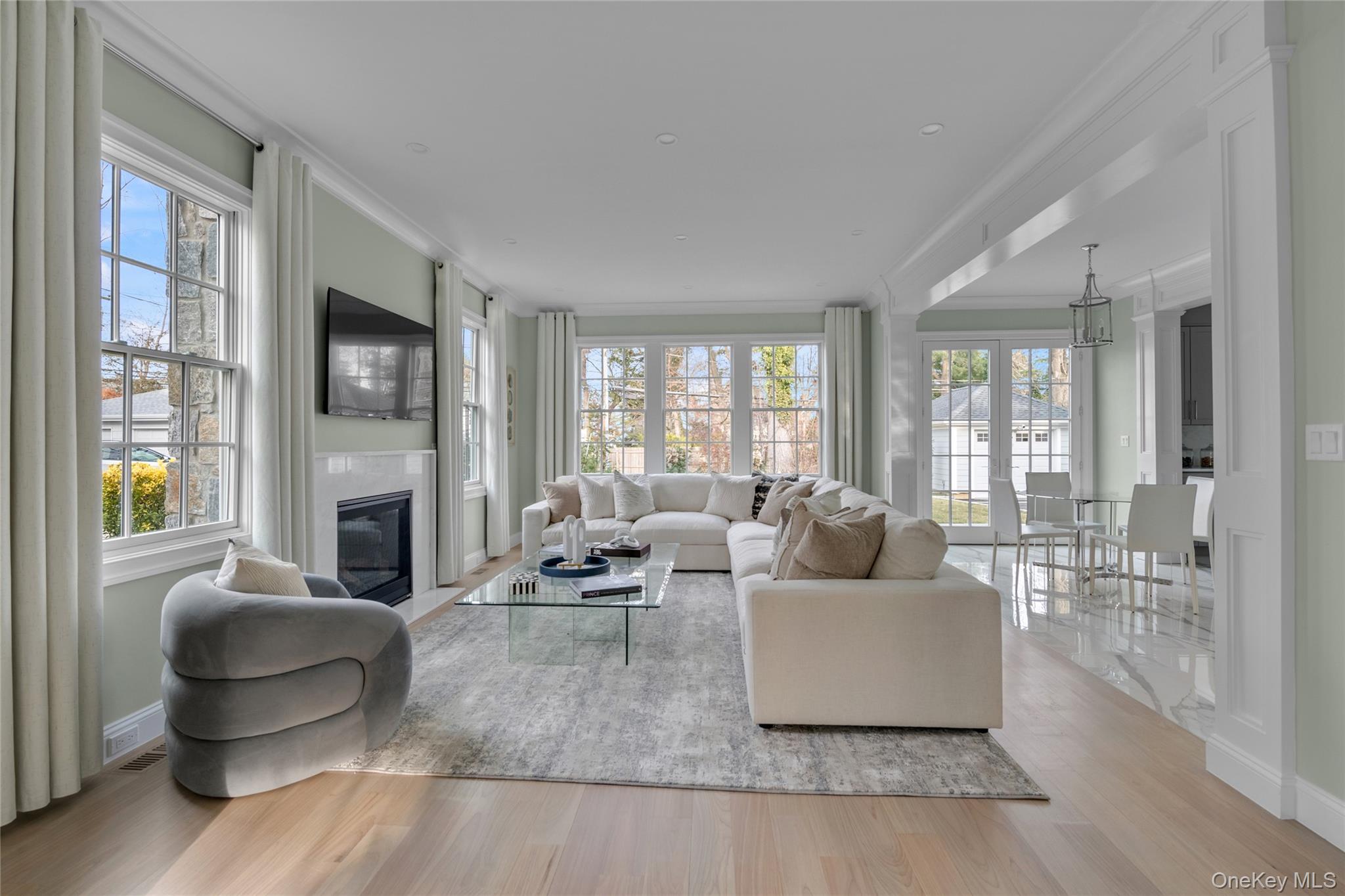 #17 photo, 88 Plandome Court, Manhasset , NY 11030