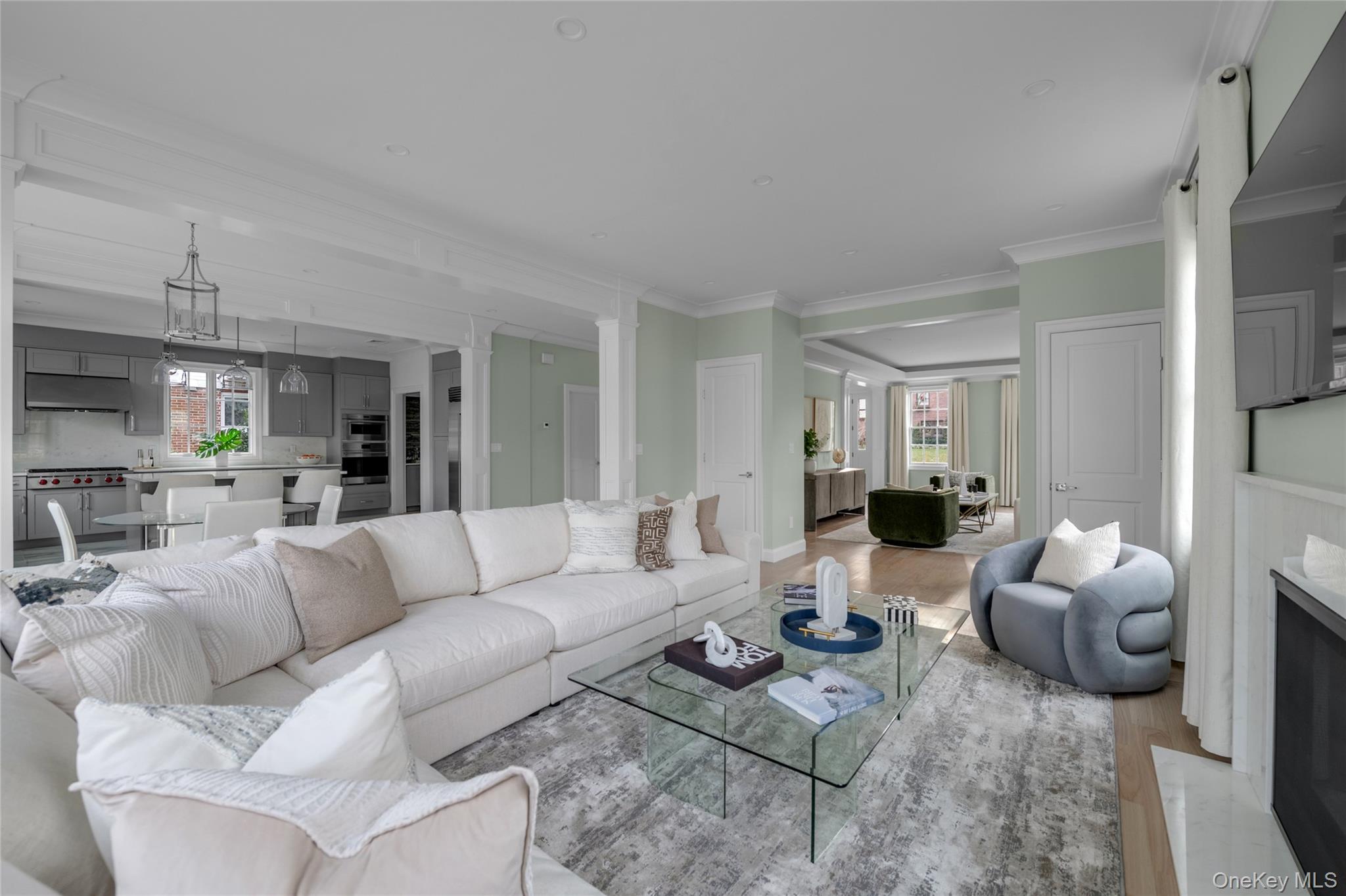 #18 photo, 88 Plandome Court, Manhasset , NY 11030