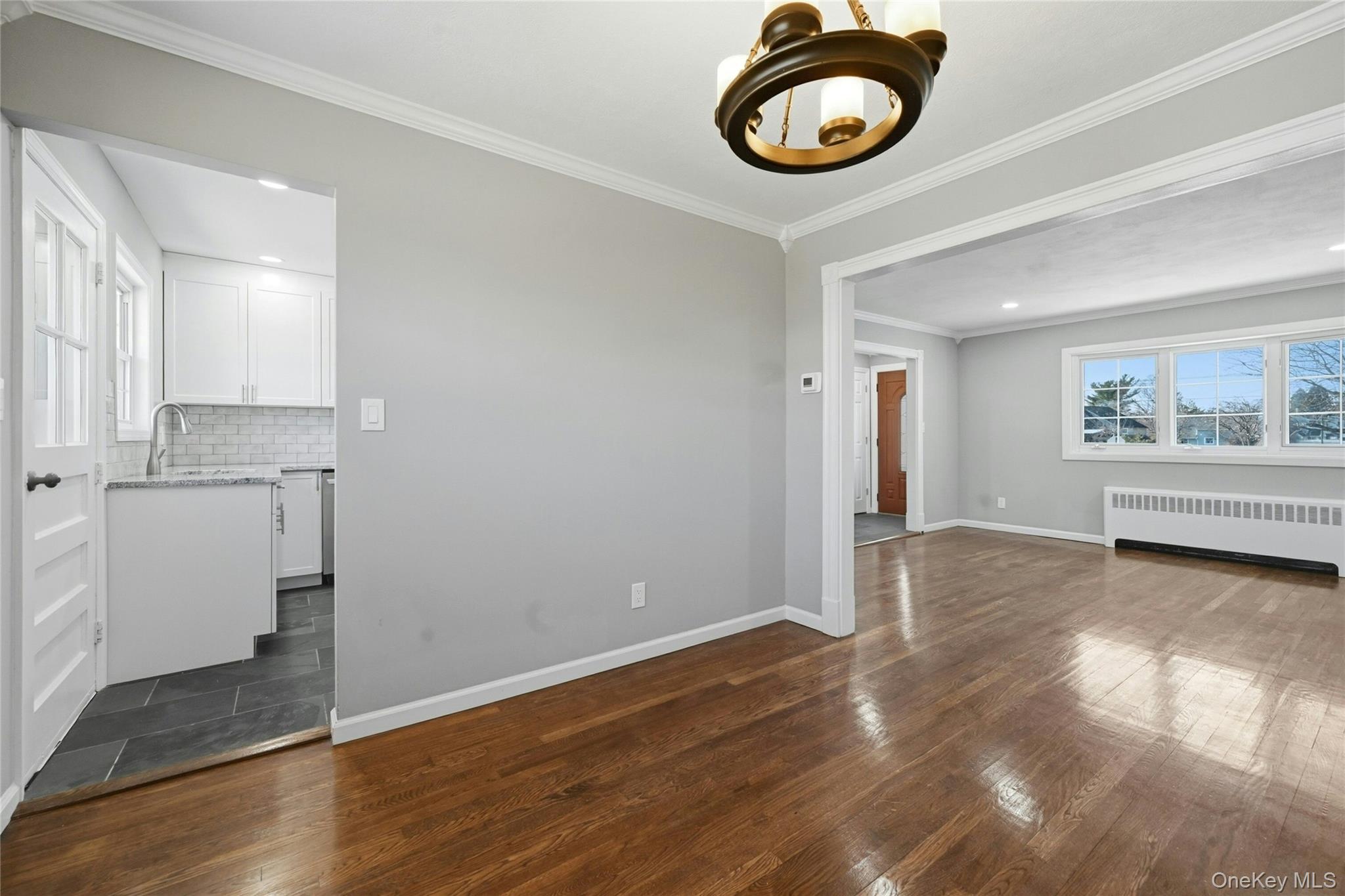 #7 photo, 123 S Fordham Road, Hicksville , NY 11801