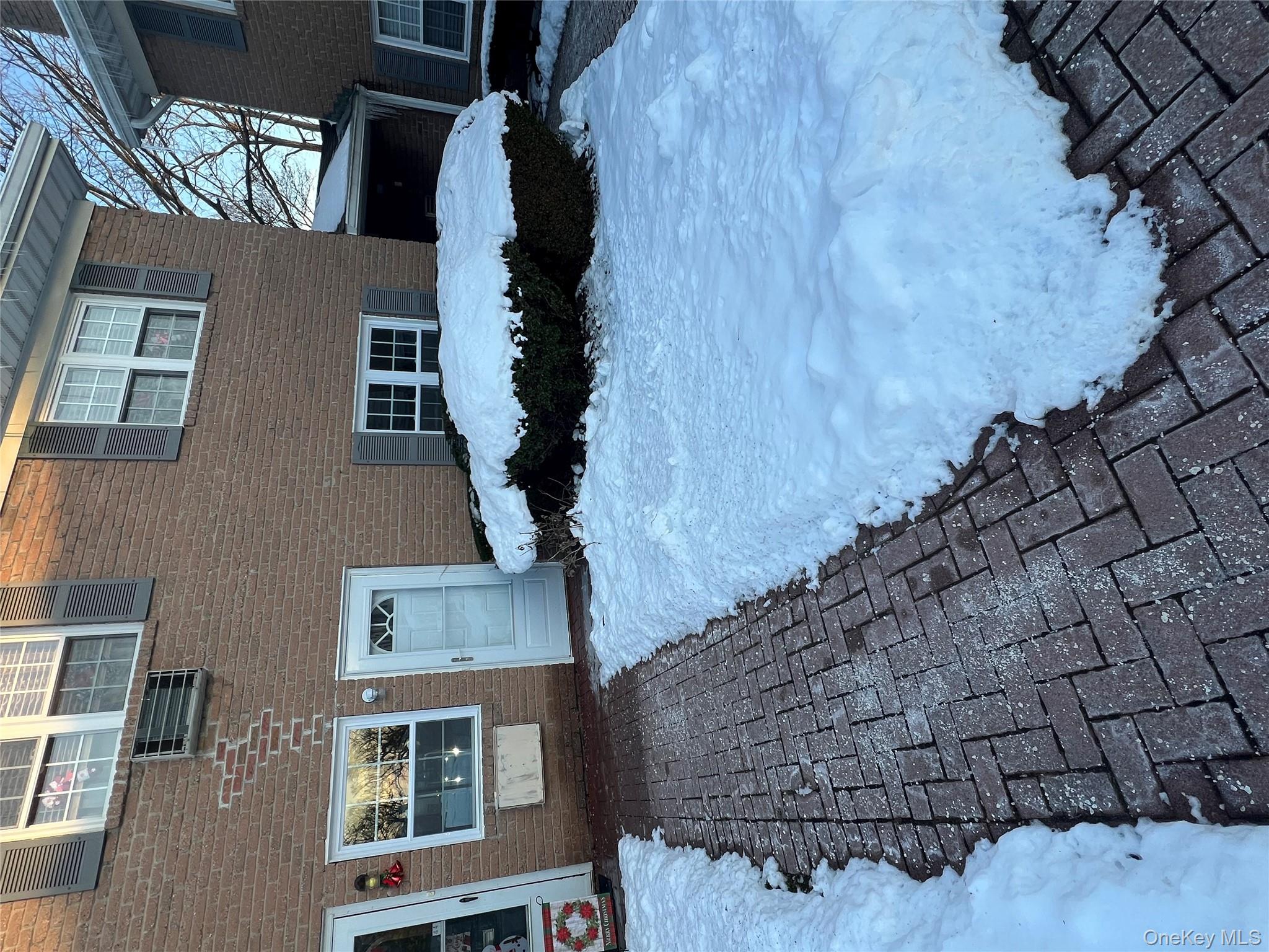 #1 photo, 43 Springwood Drive, North Babylon , NY 11703