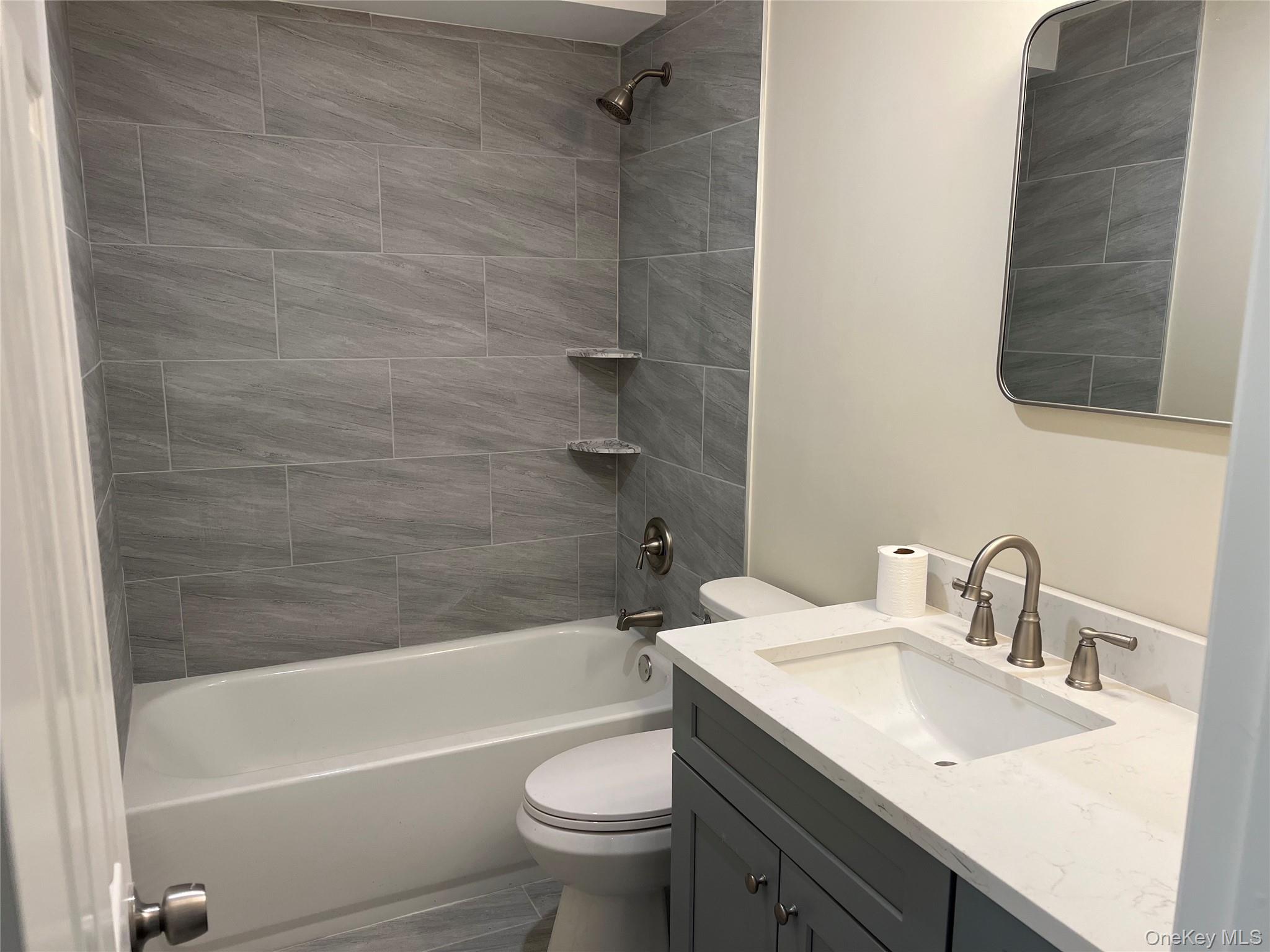 #3 photo, 43 Springwood Drive, North Babylon , NY 11703