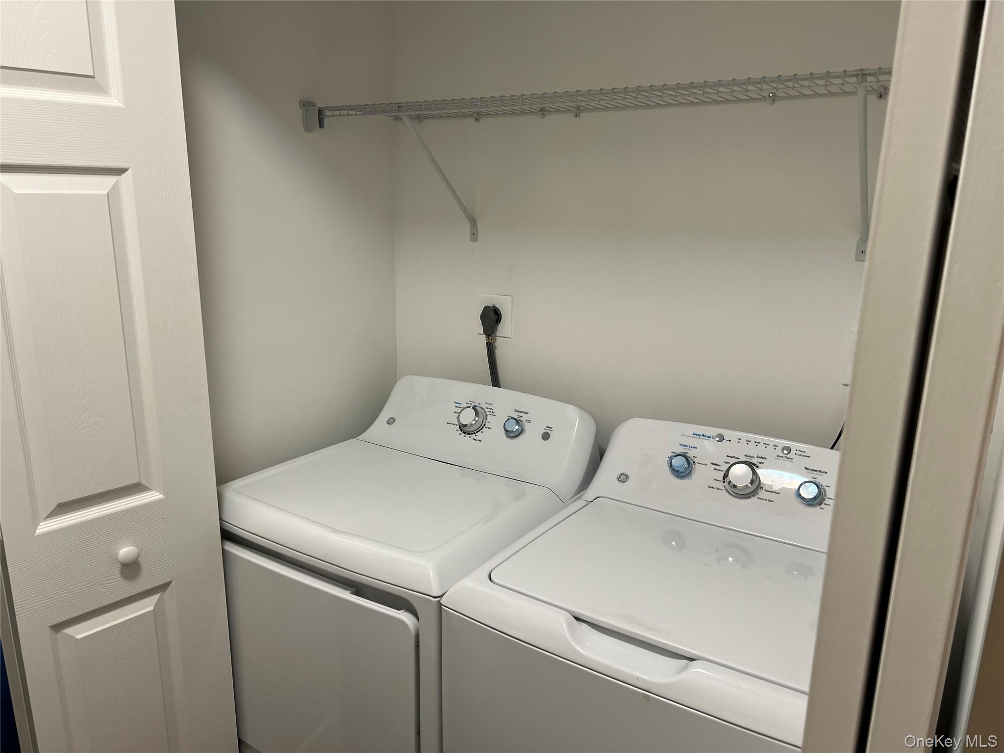 #6 photo, 43 Springwood Drive, North Babylon , NY 11703