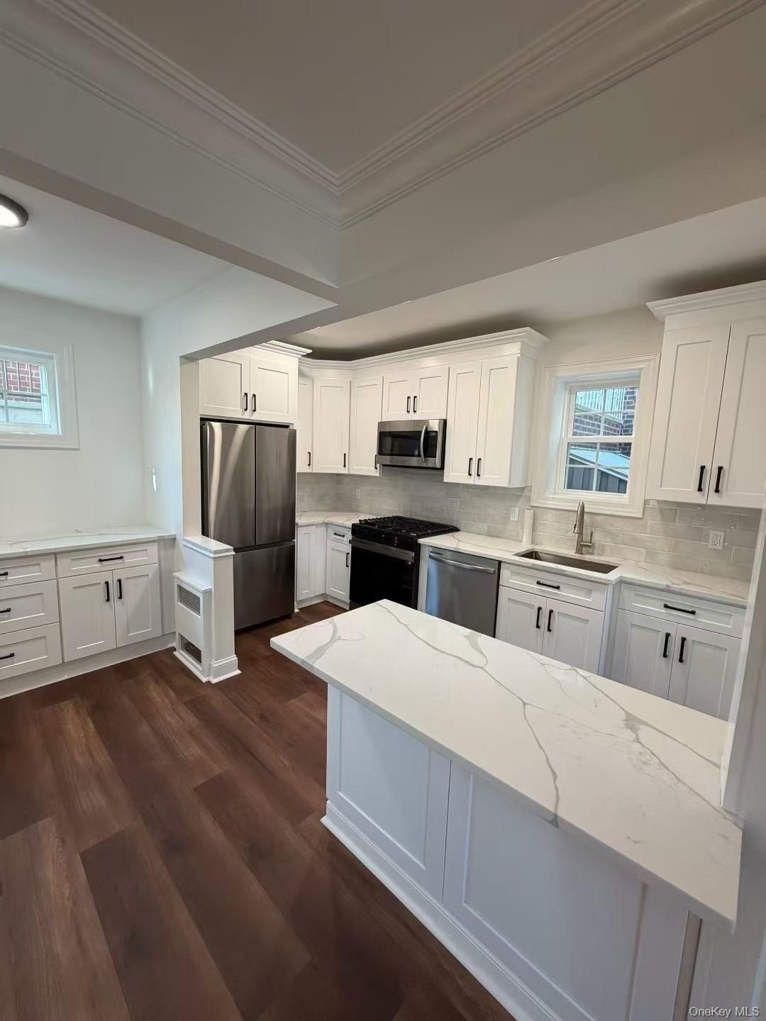 #3 photo, 36-40 167th Street, 法拉盛 Flushing , NY 11358