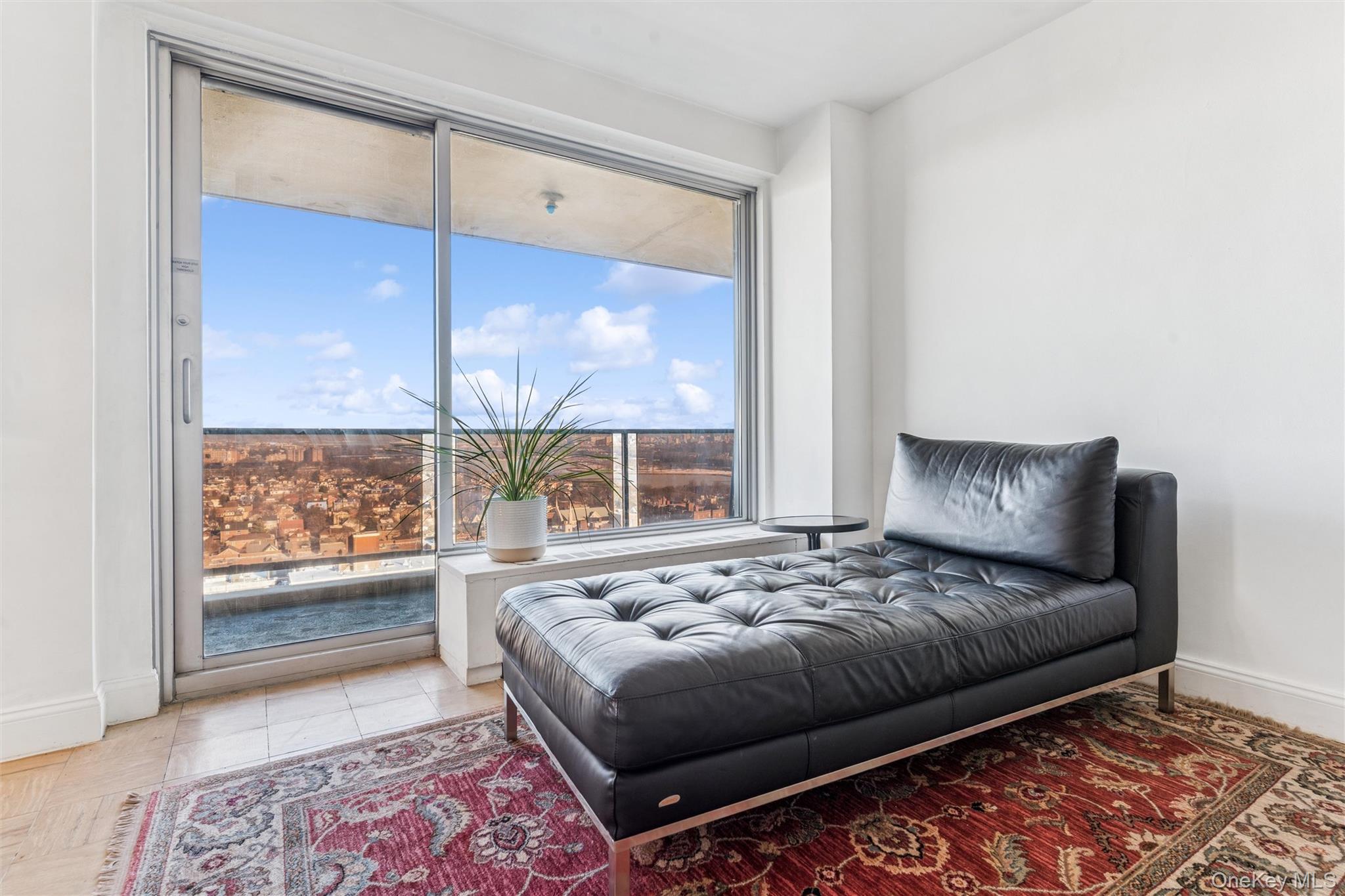 #5 photo, 110-11 Queens Boulevard, Forest Hills , NY 11375