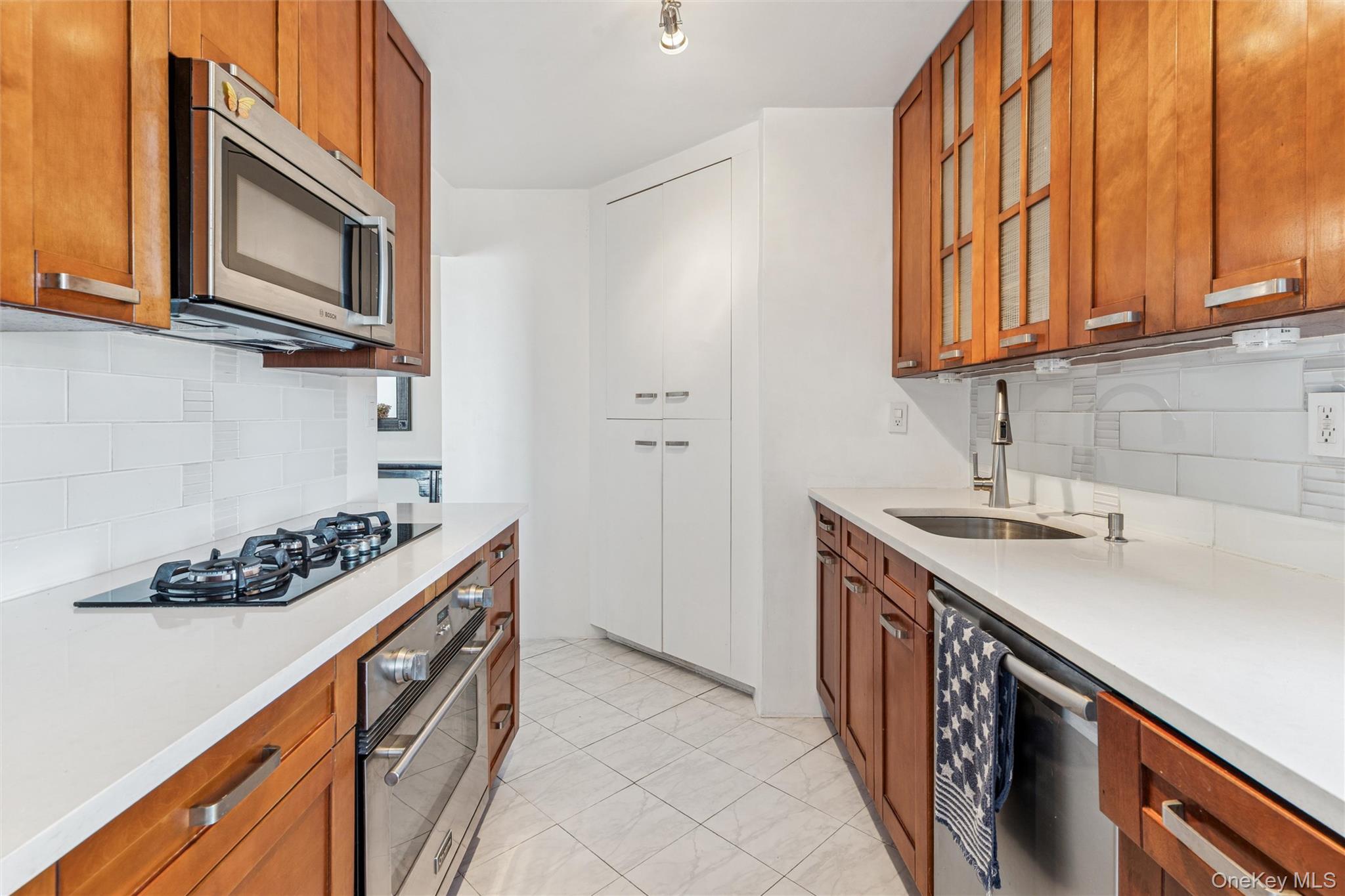 #8 photo, 110-11 Queens Boulevard, Forest Hills , NY 11375