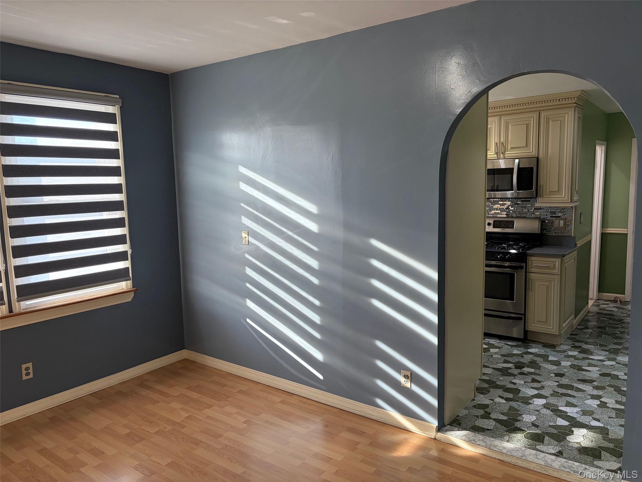 #14 photo, 10301 97th Avenue, Куинс ‖ Ozone Park , NY 11416