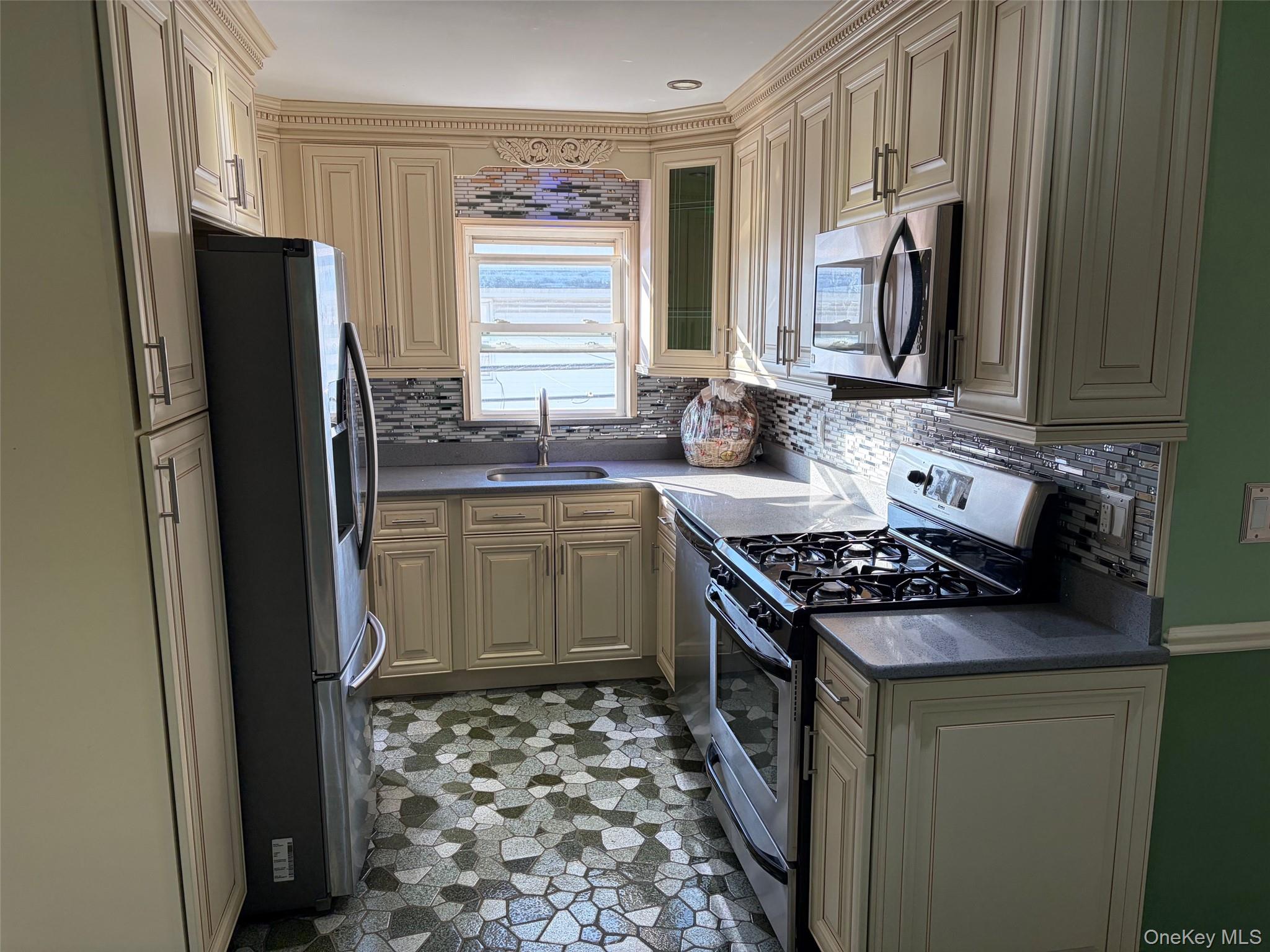 #15 photo, 10301 97th Avenue, Куинс ‖ Ozone Park , NY 11416