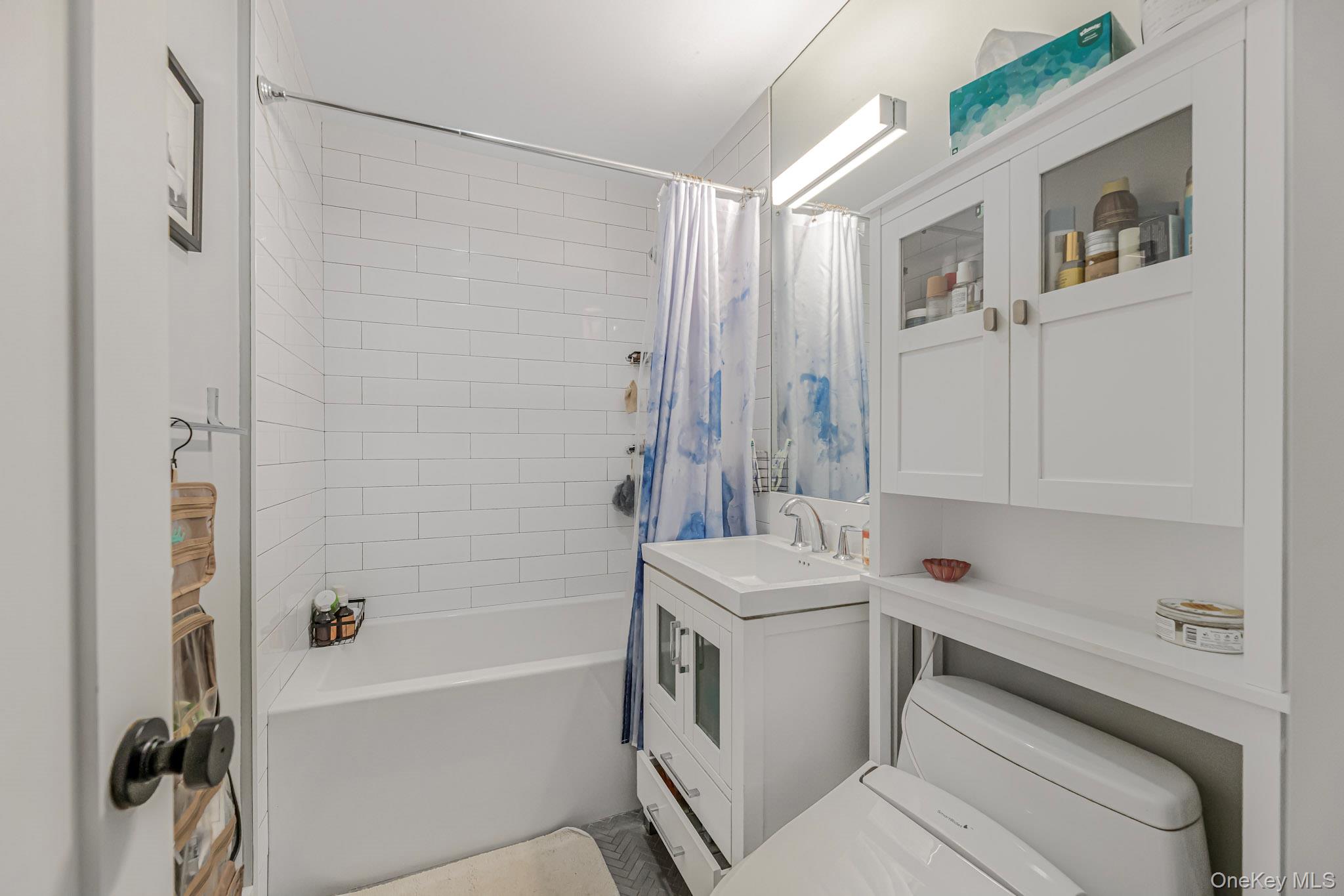 #20 photo, 9 Lyons Place, New Rochelle , NY 10801