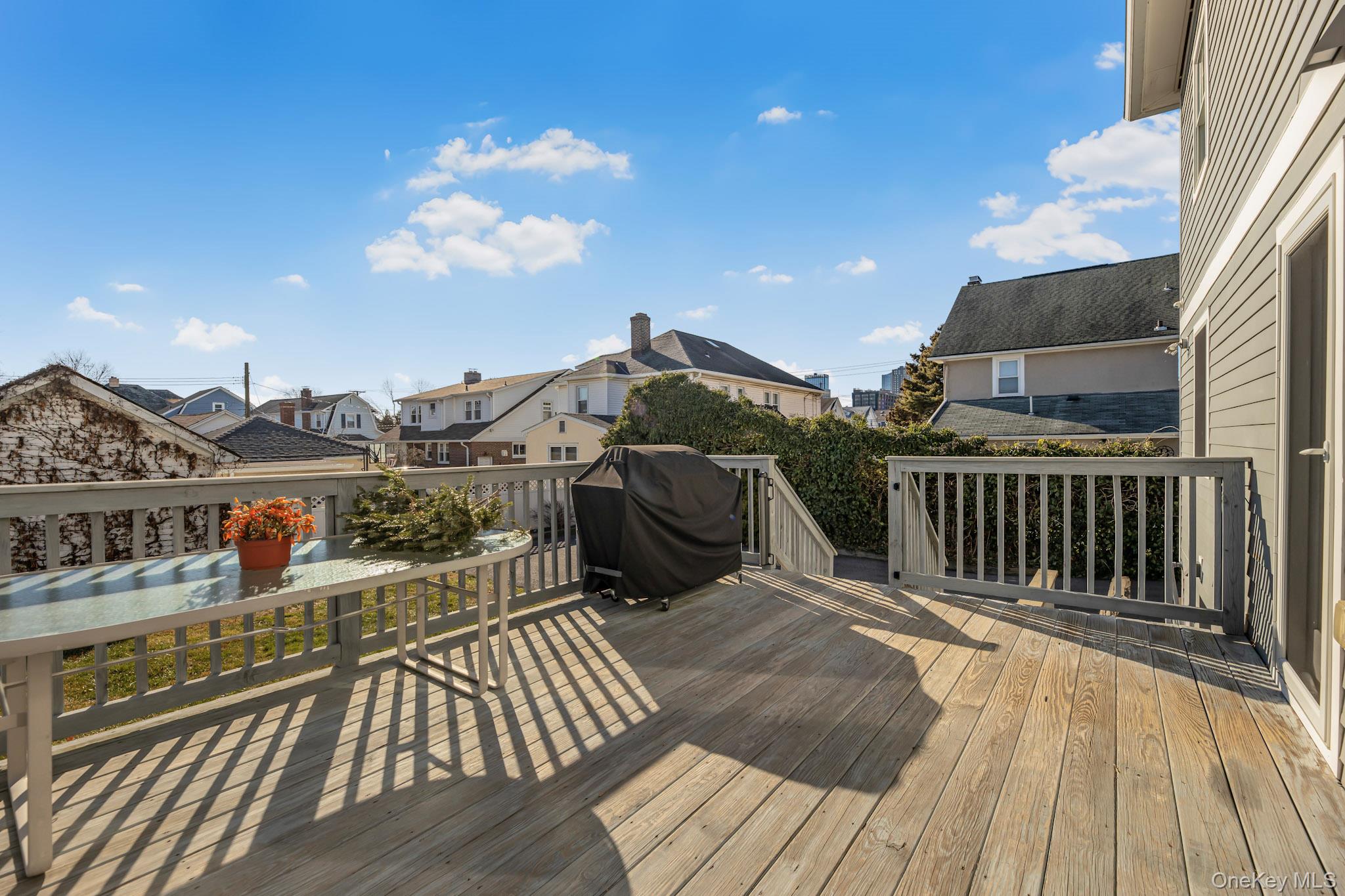 #4 photo, 9 Lyons Place, New Rochelle , NY 10801