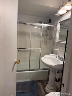 #10 photo, 1874 Pelham Parkway, 브롱크스 Bronx , NY 10461