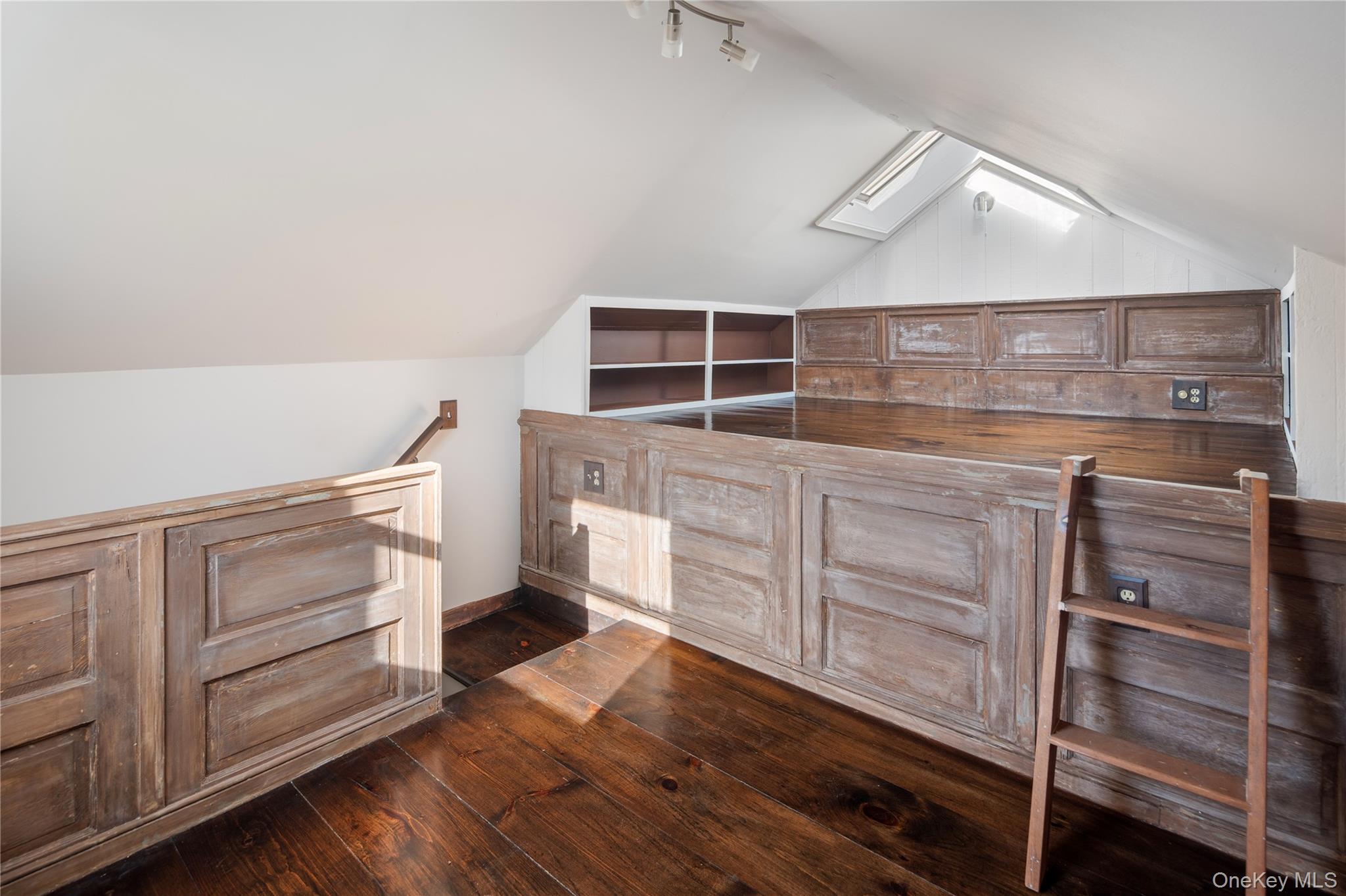 #12 photo, 689 S Mountain Road, New City , NY 10956