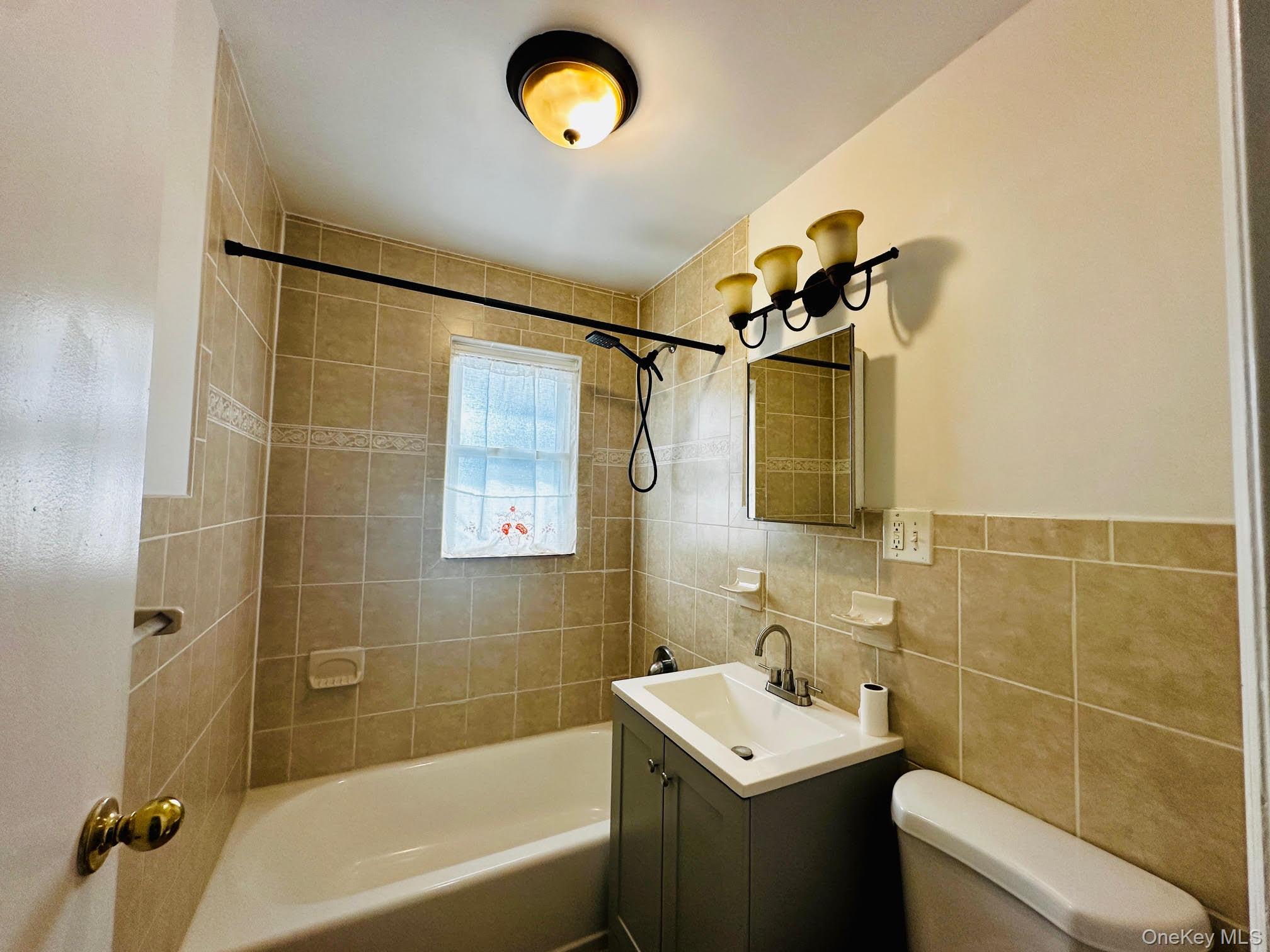 #3 photo, 9403 75th Street, Ozone Park , NY 11416