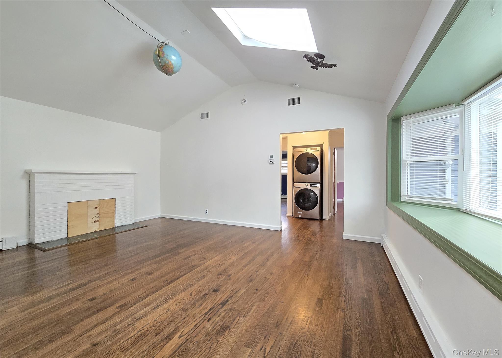 #11 photo, 27 Forest Trail, מחוז סאפוק Ridge , NY 11961