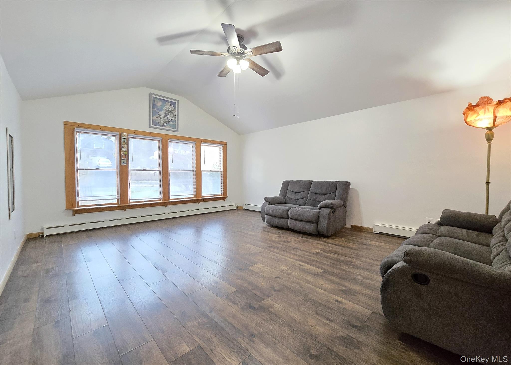 #13 photo, 27 Forest Trail, מחוז סאפוק Ridge , NY 11961