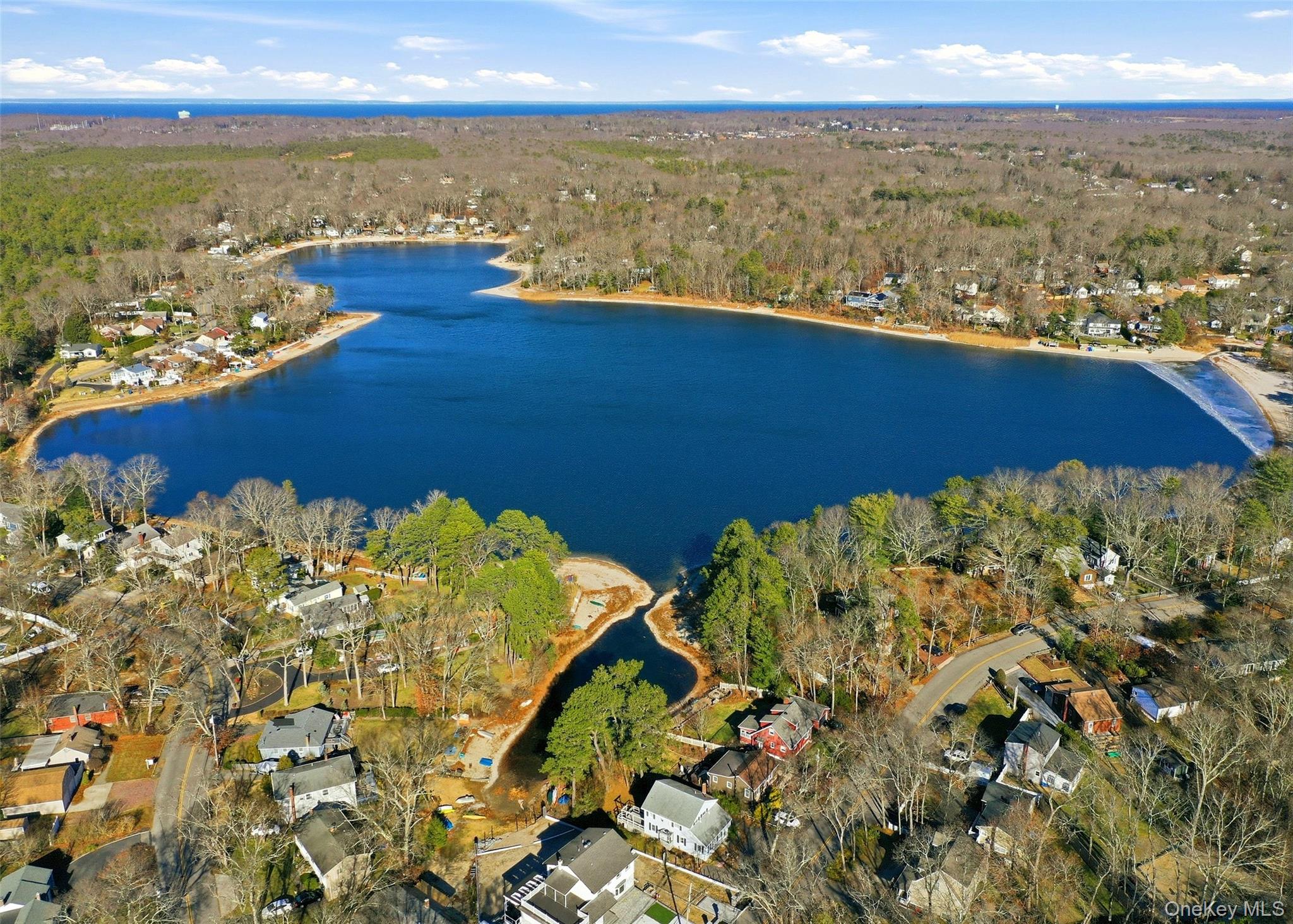 #3 photo, 27 Forest Trail, מחוז סאפוק Ridge , NY 11961