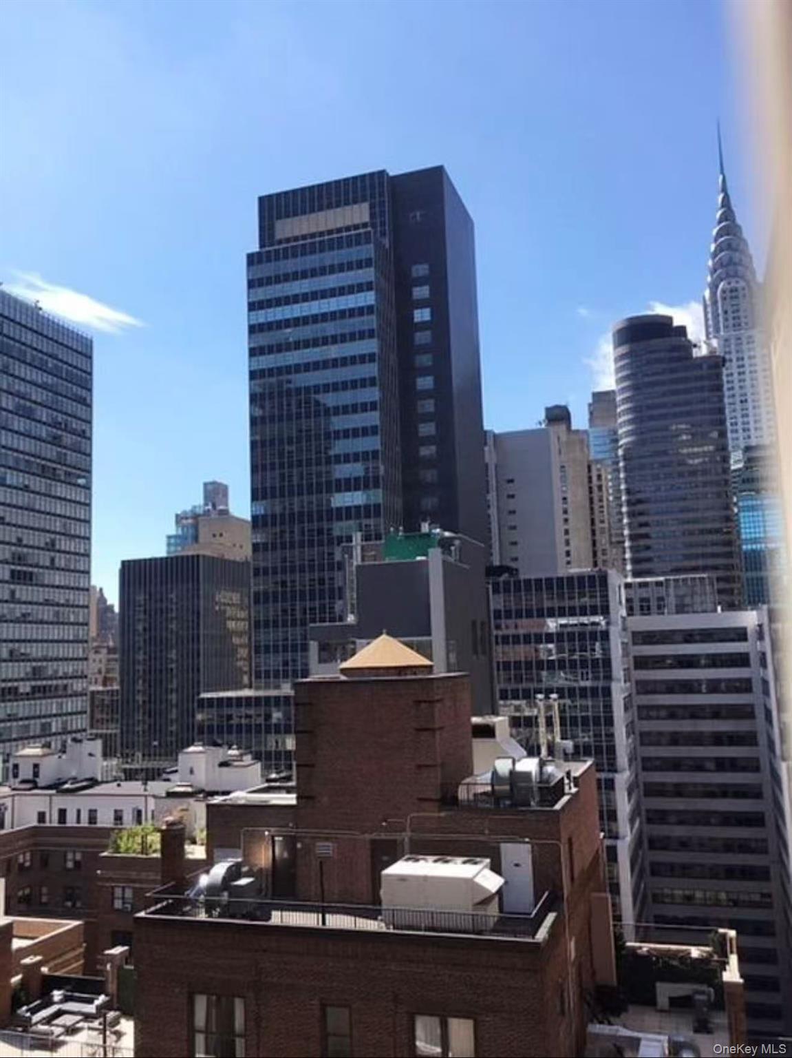 #1 photo, 145 E 48th Street, New York (Manhattan) , NY 10017