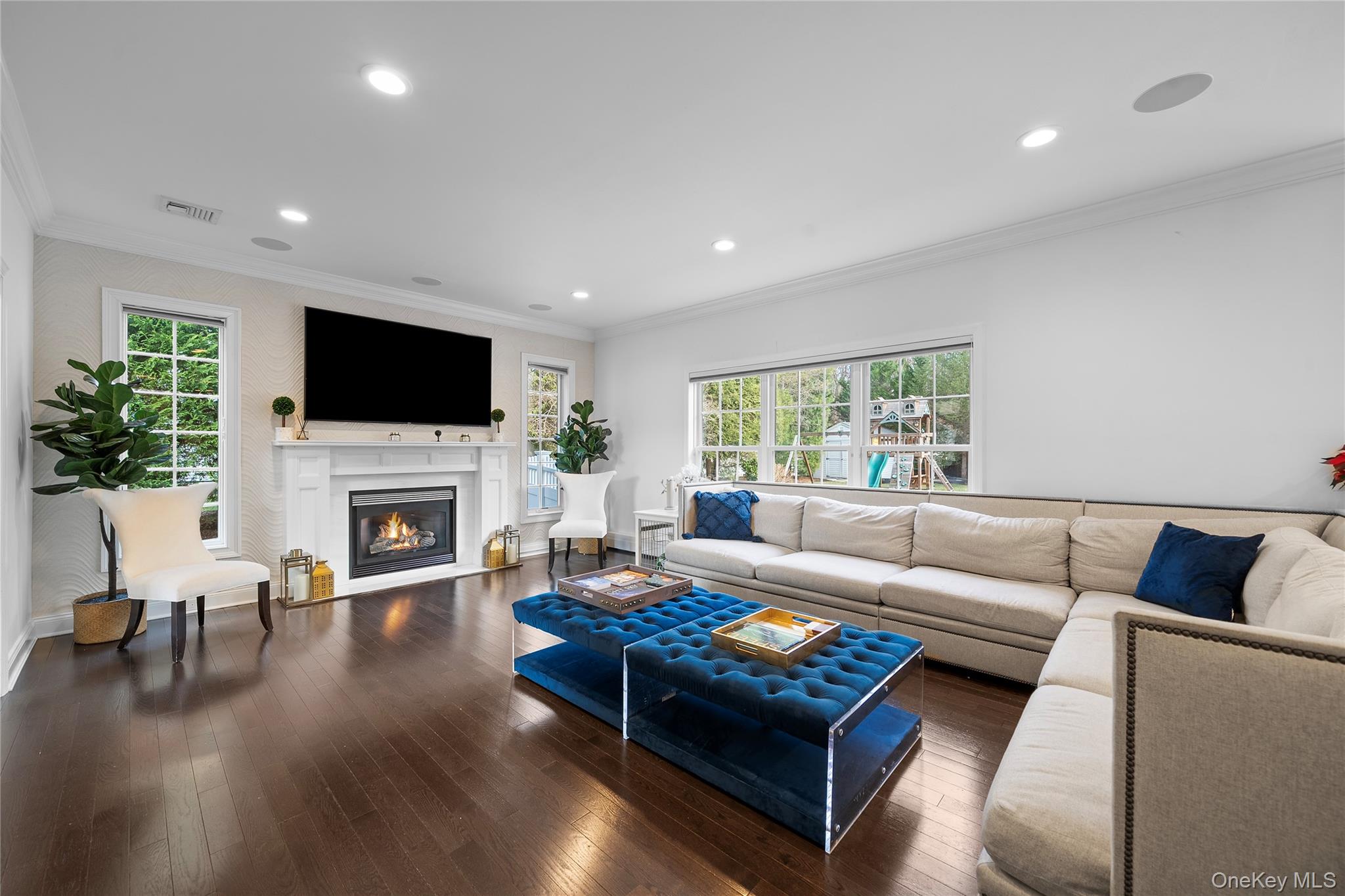 #12 photo, 7 Park View Lane, Lake Grove , NY 11755