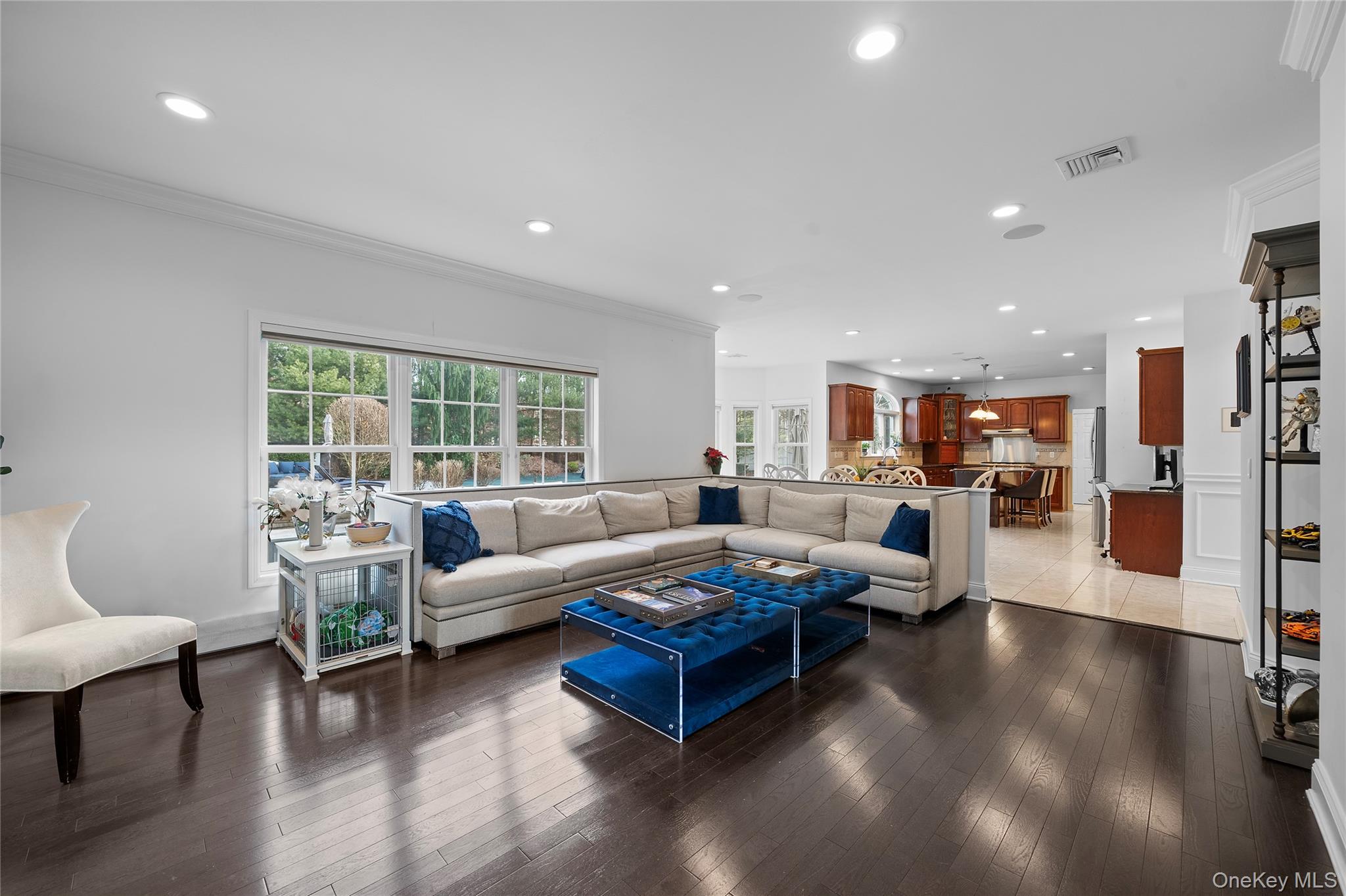 #16 photo, 7 Park View Lane, Lake Grove , NY 11755