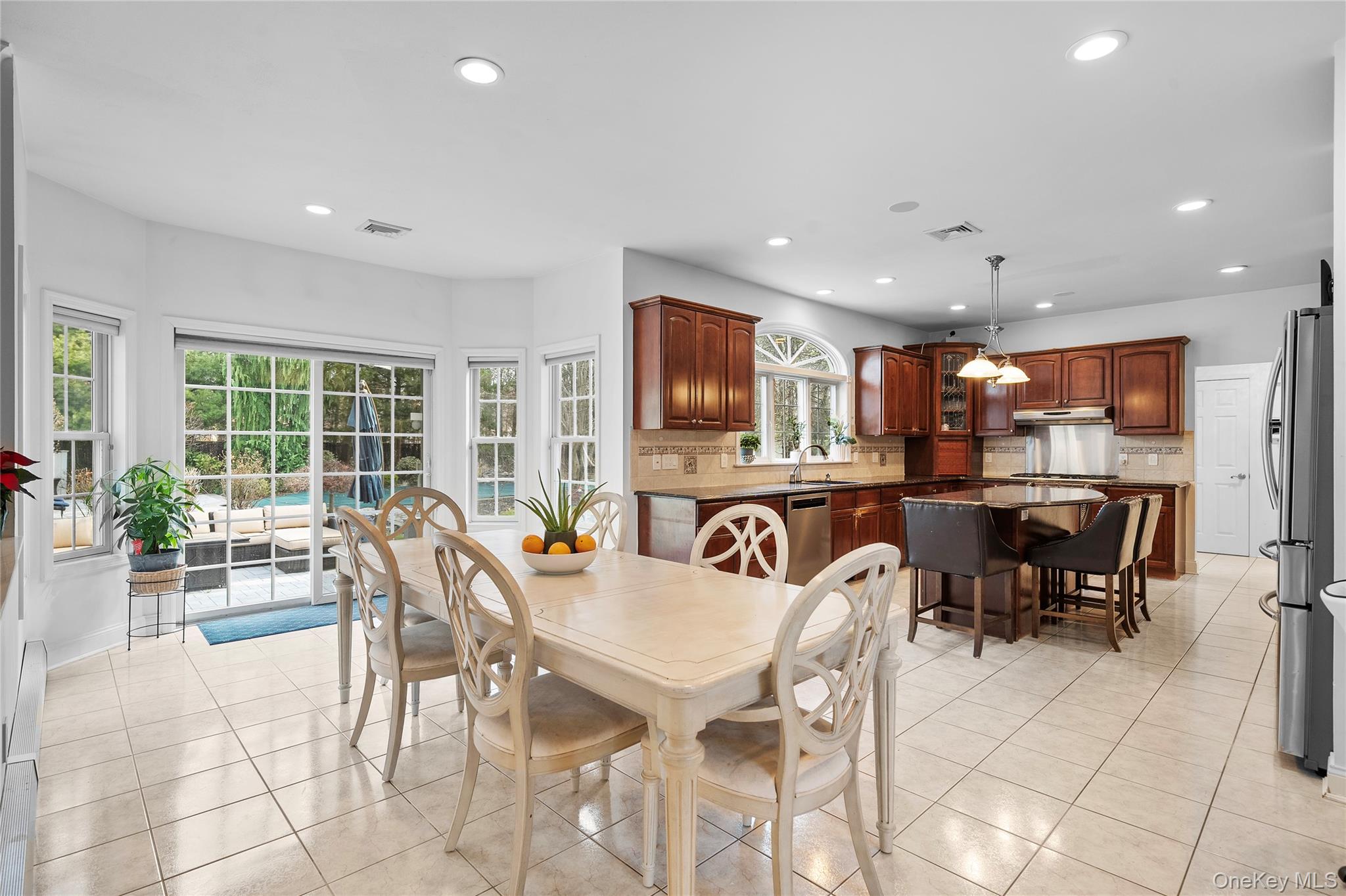 #18 photo, 7 Park View Lane, Lake Grove , NY 11755