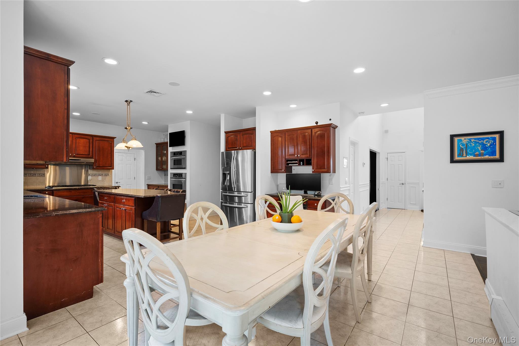 #19 photo, 7 Park View Lane, Lake Grove , NY 11755