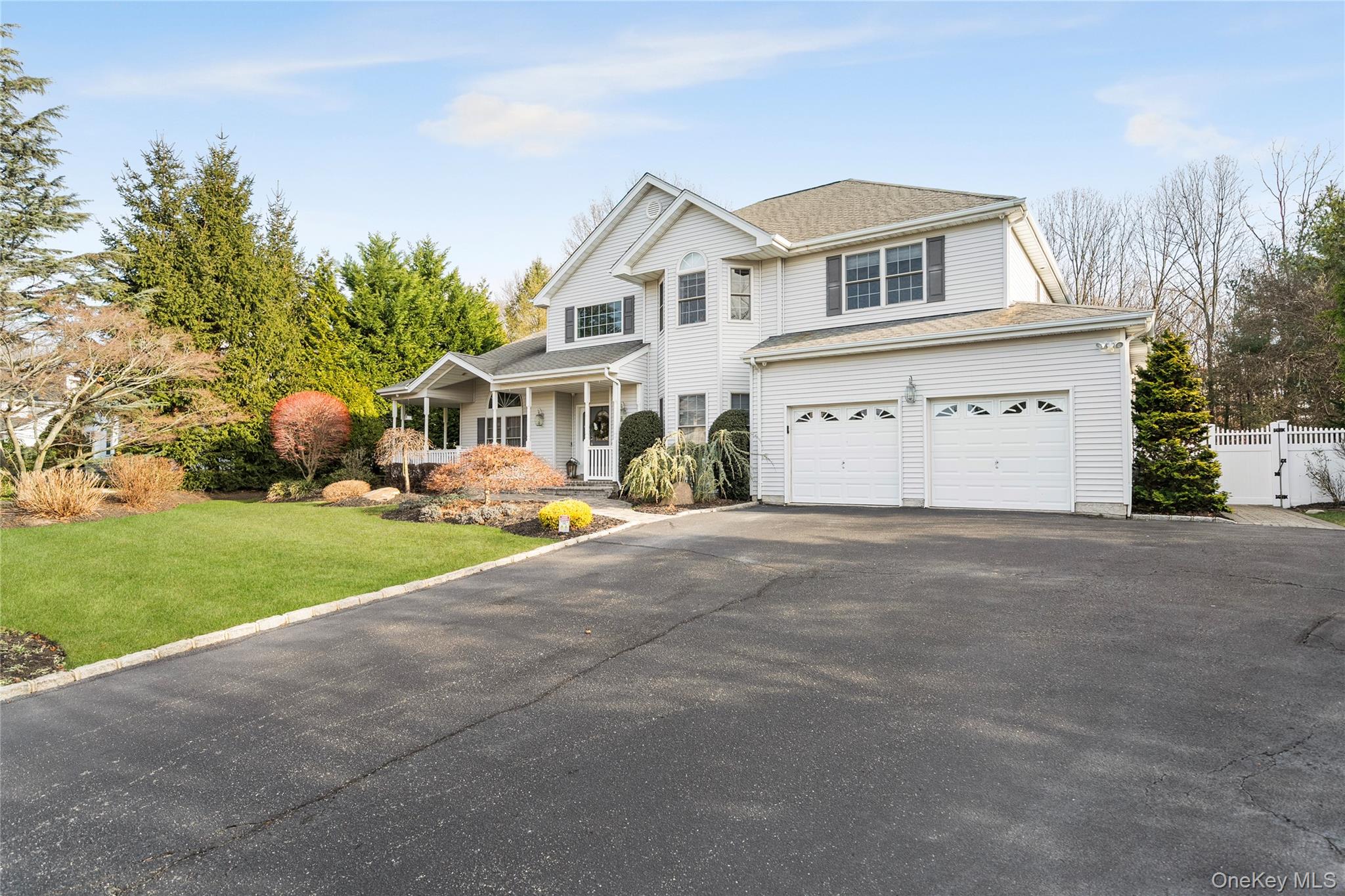 #3 photo, 7 Park View Lane, Lake Grove , NY 11755