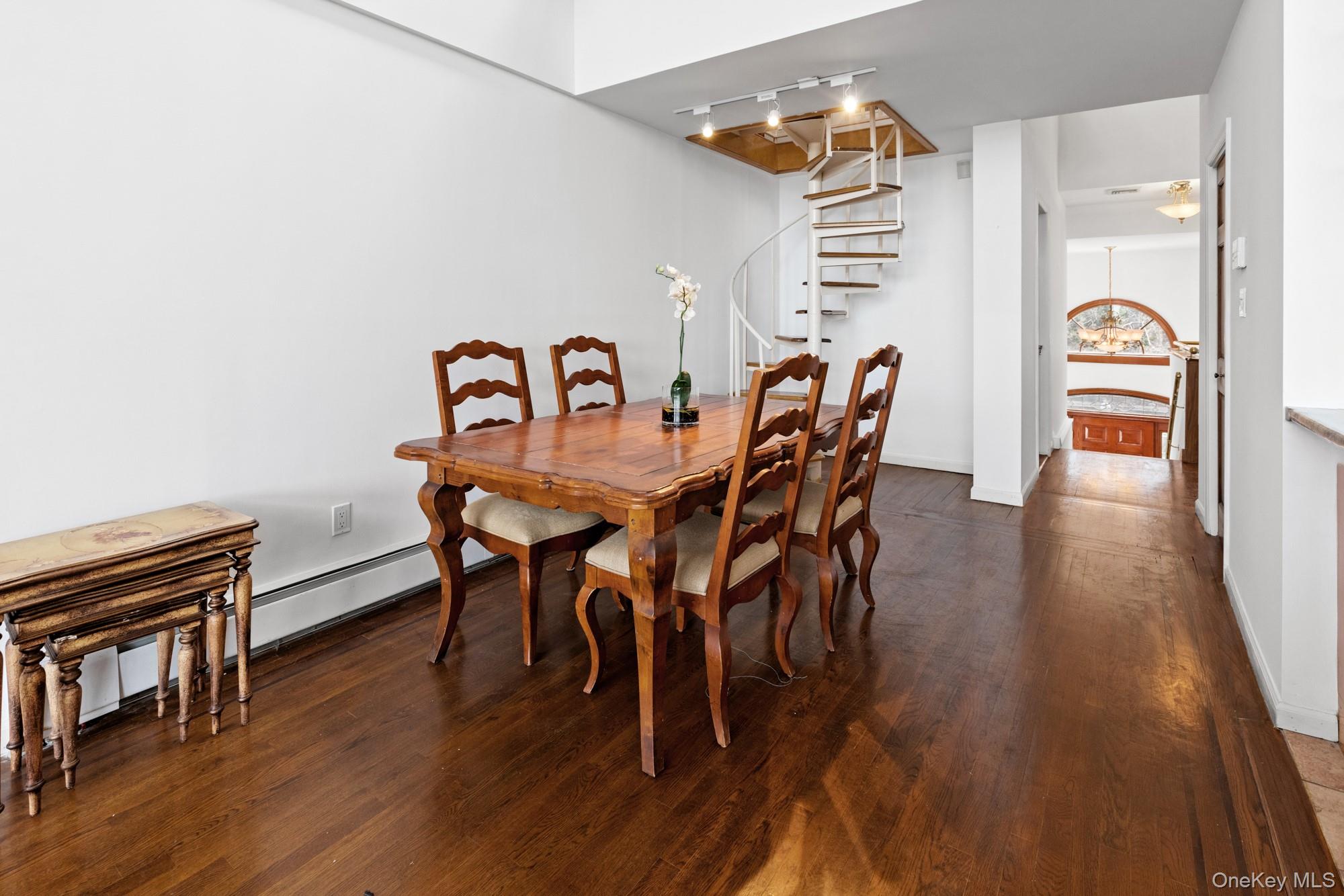 #8 photo, 430 Salt Marsh Lane, Peconic , NY 11958