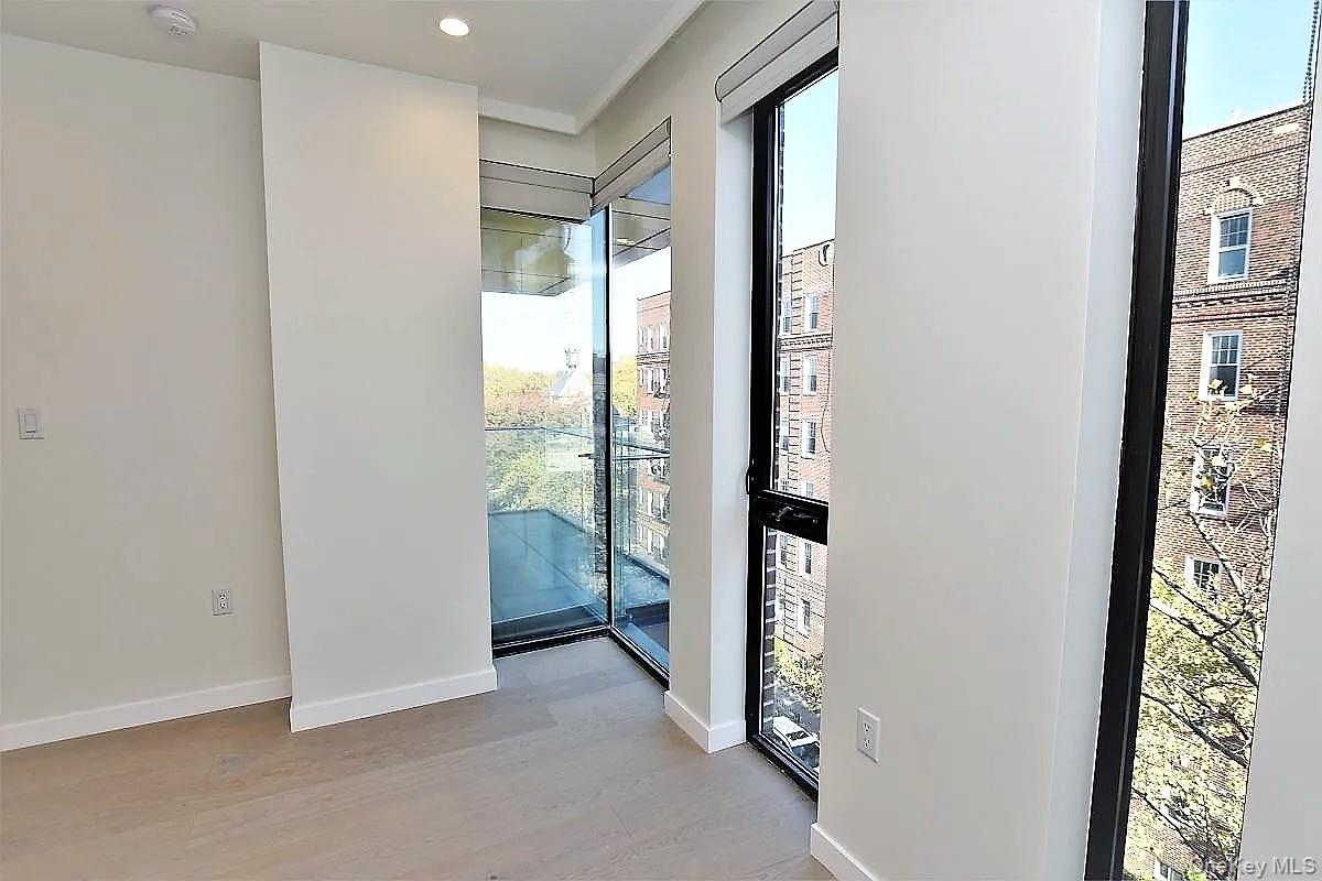 #6 photo, 41-26 44th Street, Sunnyside , NY 11104