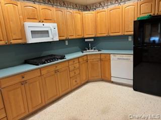 #5 photo, 73 Peconic Street, Selden , NY 11784